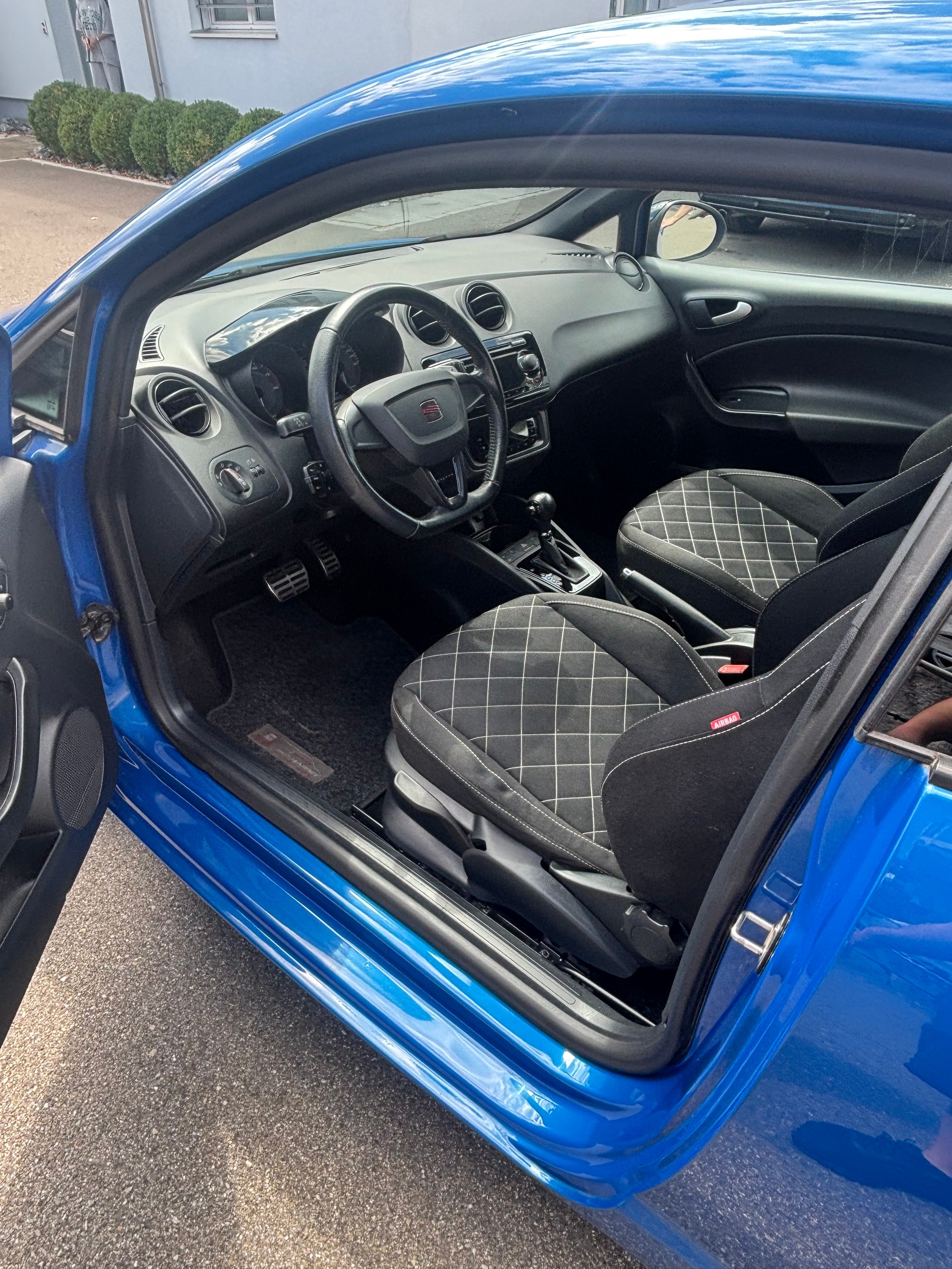 SEAT 1.4 TSI 180 Cupra DSG-image-4