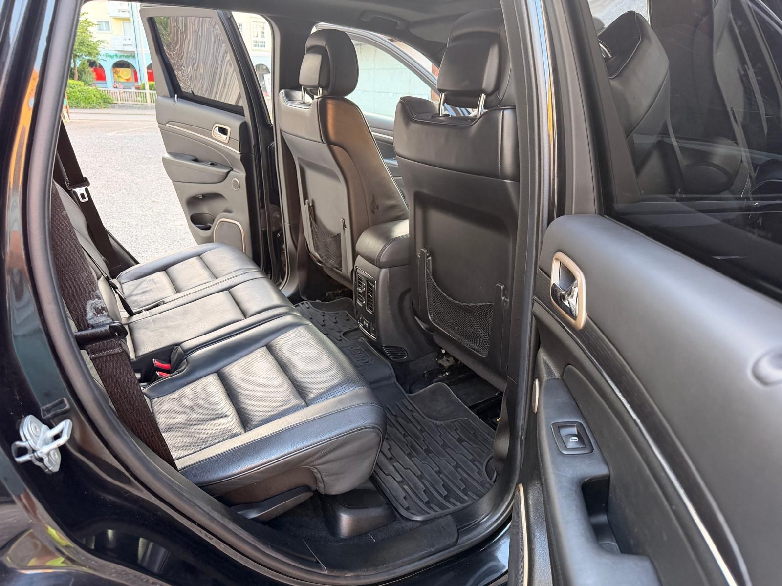 JEEP Grand Cherokee 3.0 CRD Summit Automatic-image-8