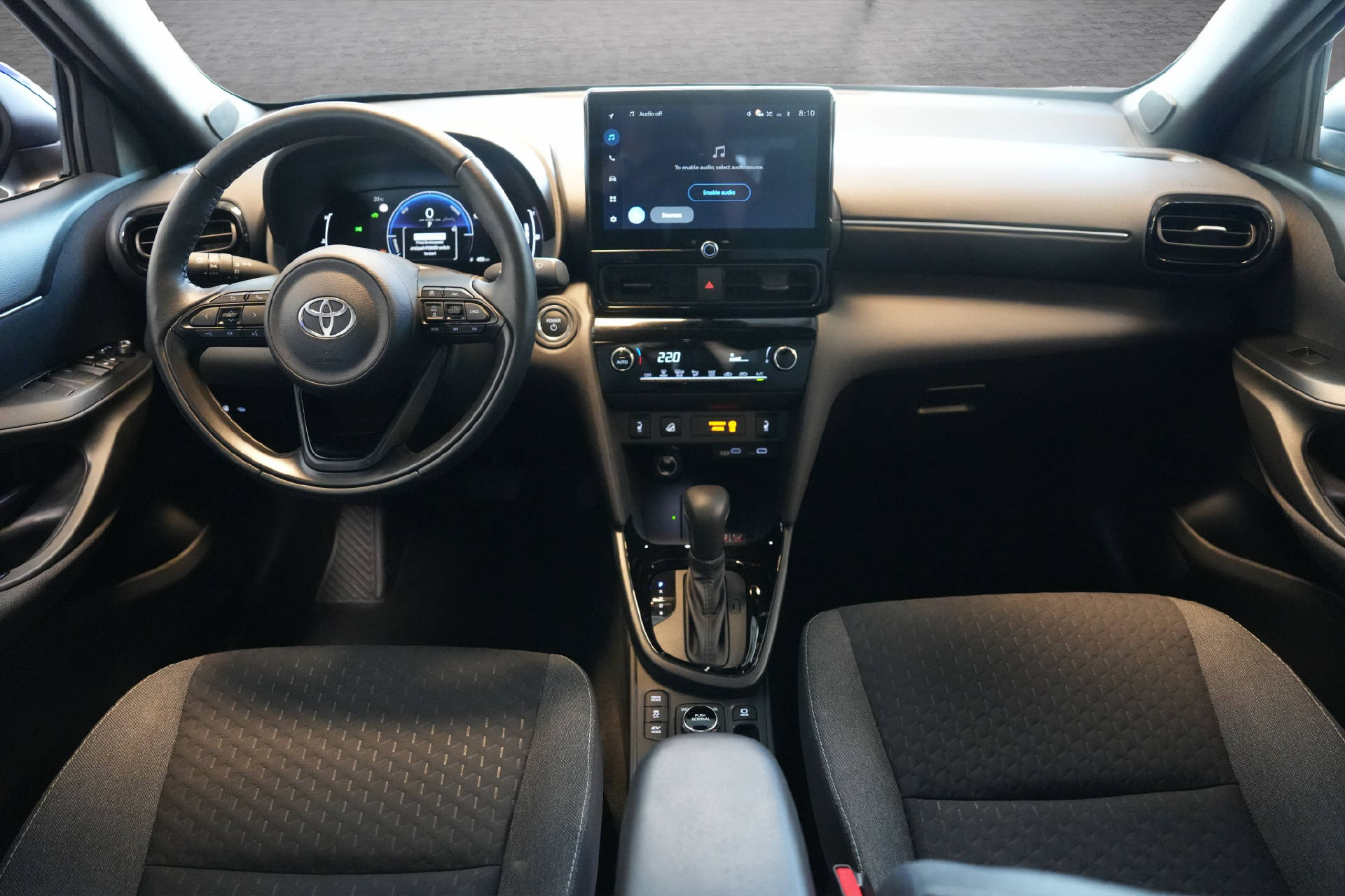 TOYOTA Yaris Cross 1.5 VVT-i HSD Trend AWD-i-image-8