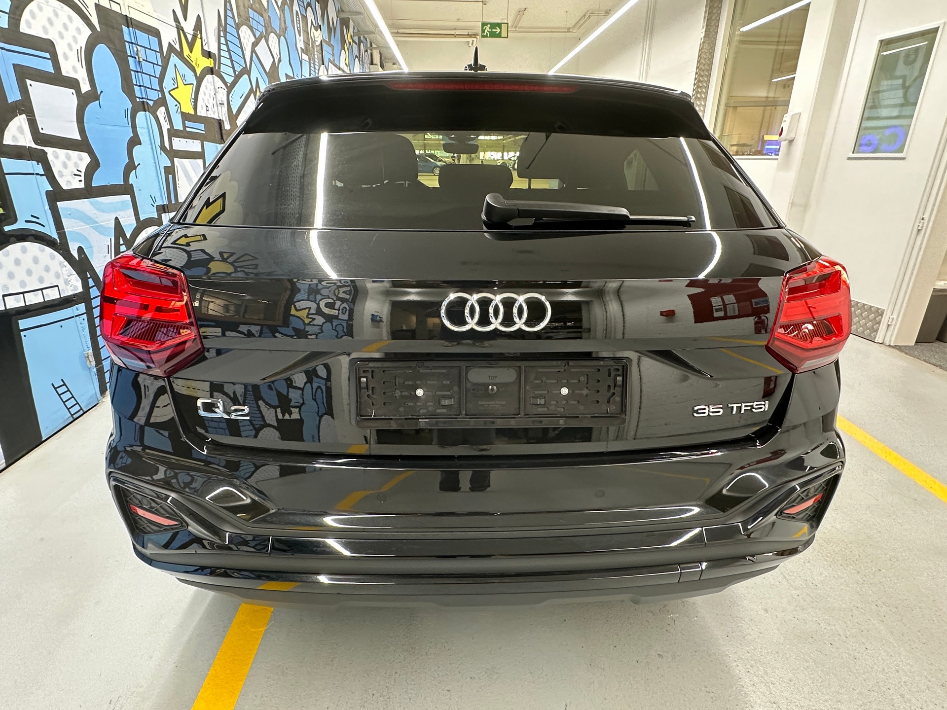 AUDI Q2 35 TFSI S line S-tronic-image-4