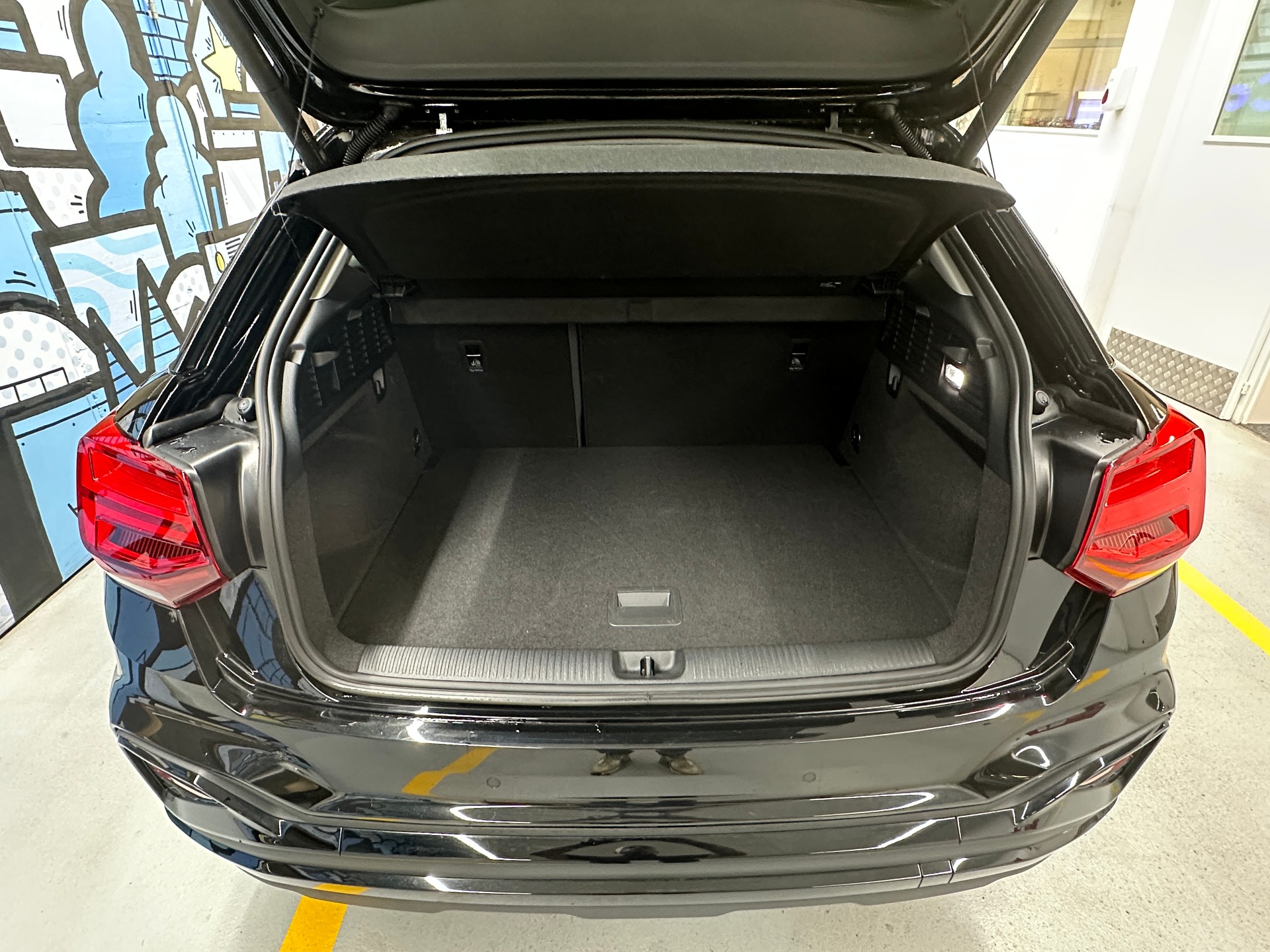 AUDI Q2 35 TFSI S line S-tronic-image-5