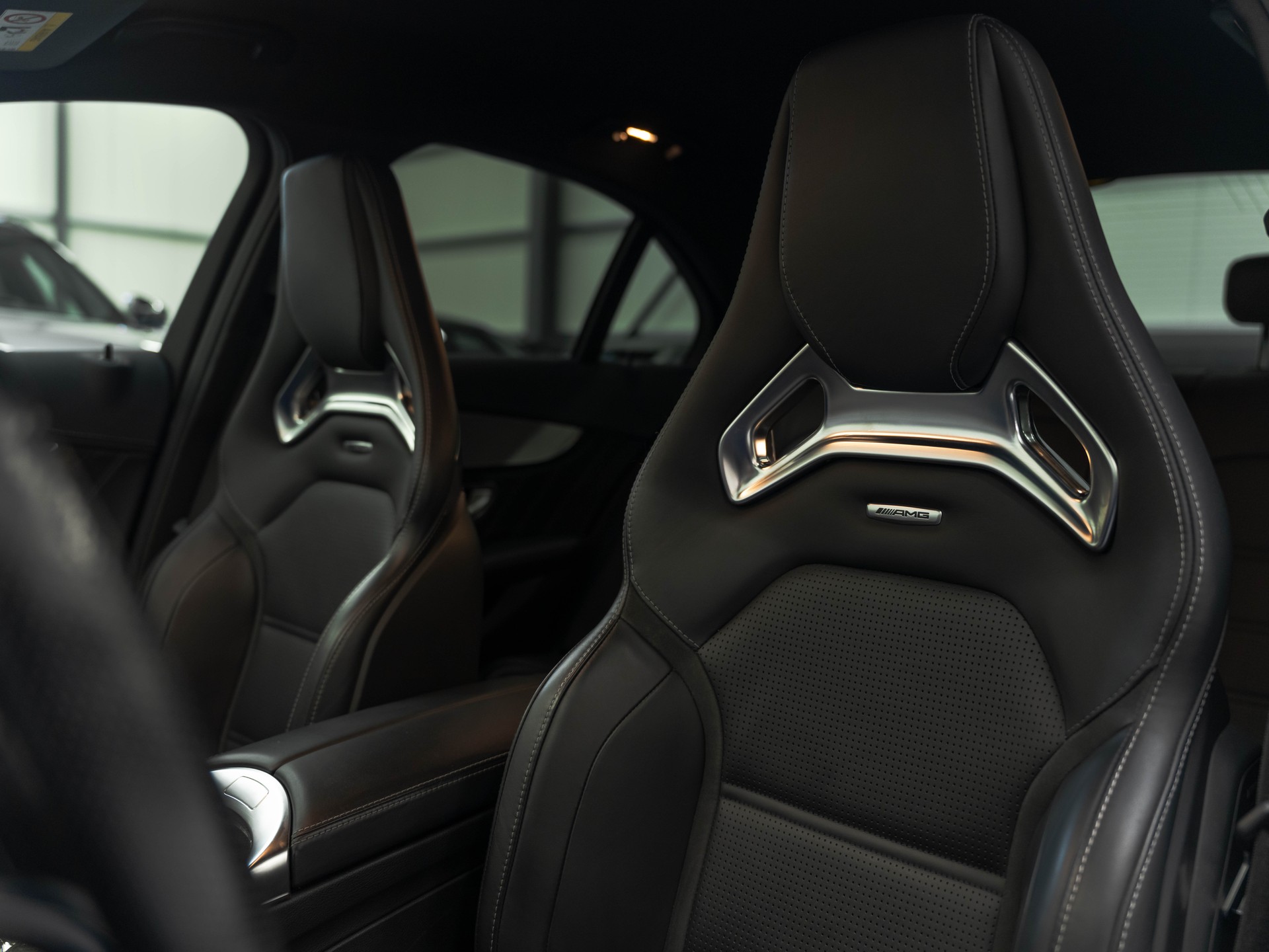 MERCEDES-BENZ C 63 AMG Speedshift-image-19