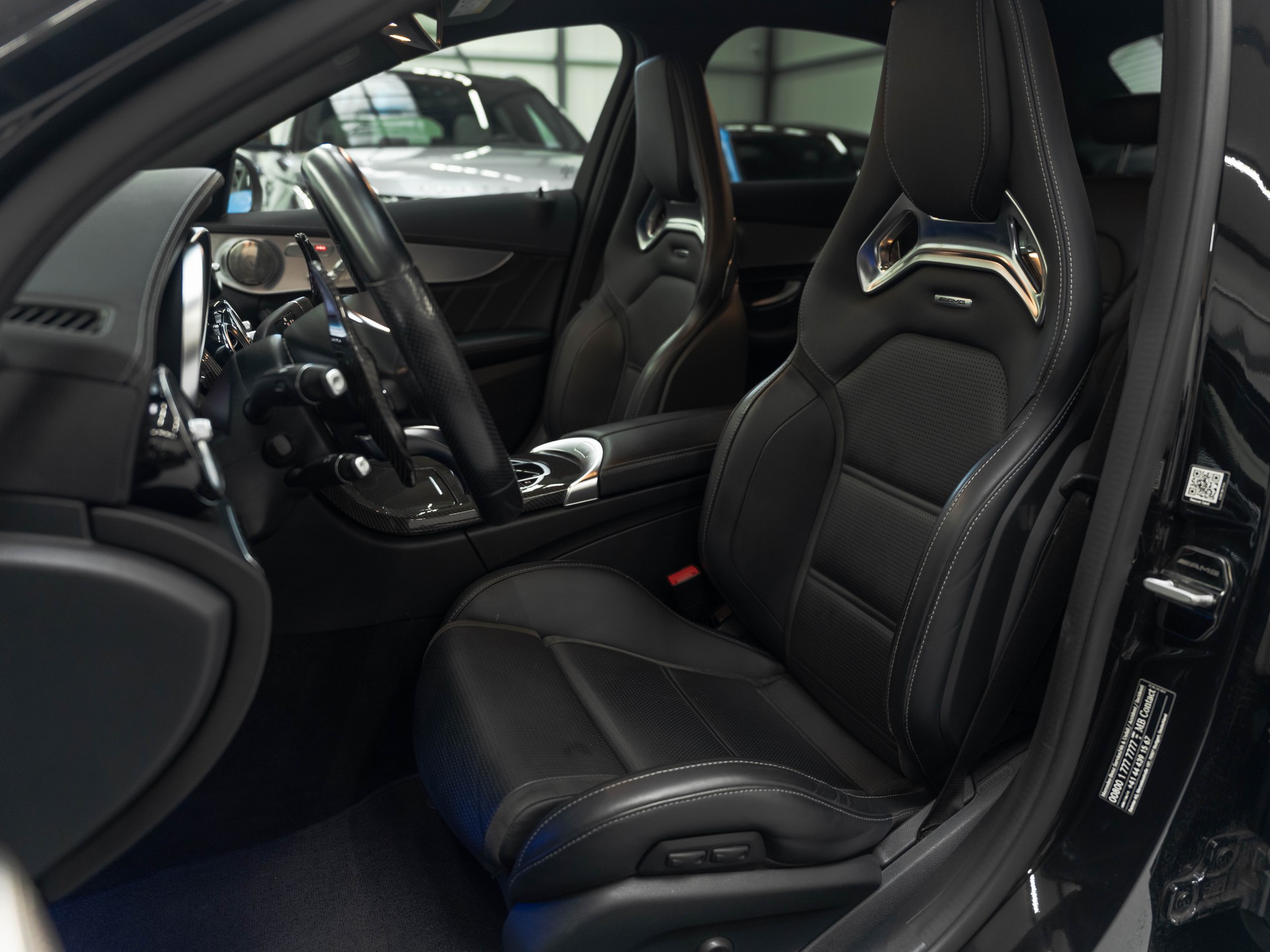 MERCEDES-BENZ C 63 AMG Speedshift-image-9