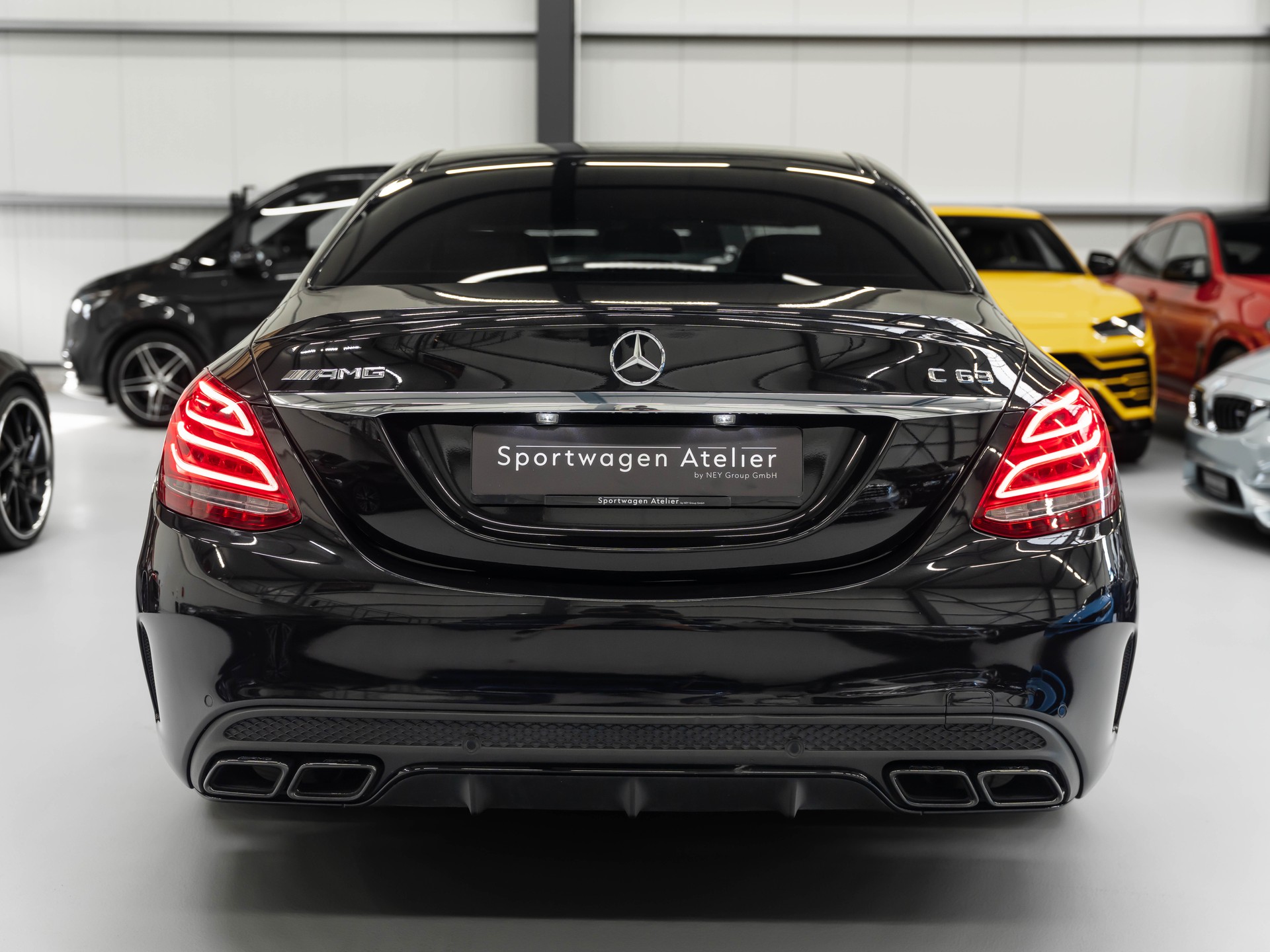 MERCEDES-BENZ C 63 AMG Speedshift-image-2