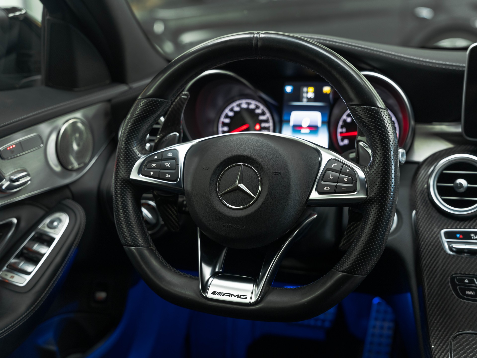 MERCEDES-BENZ C 63 AMG Speedshift-image-20