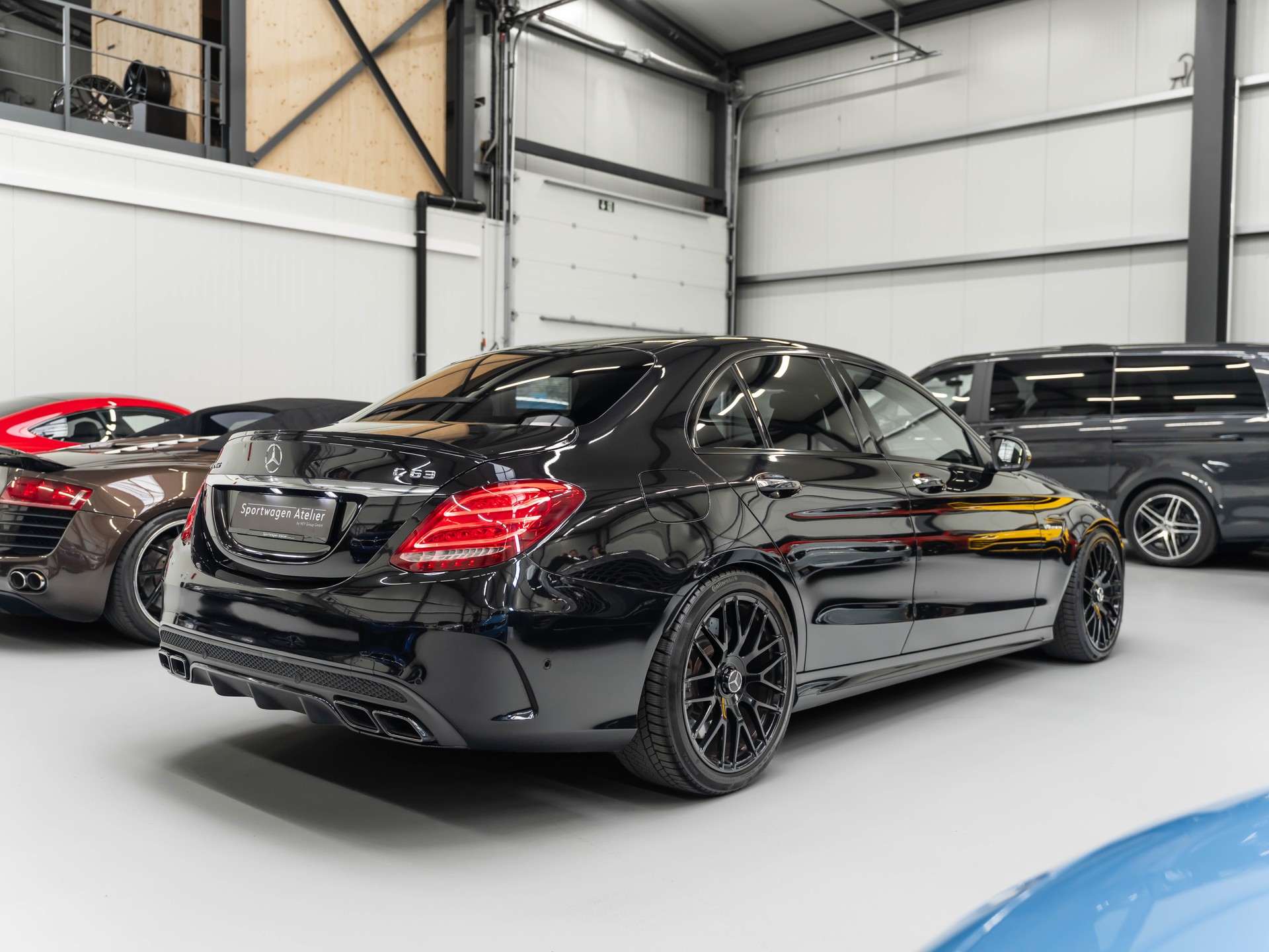 MERCEDES-BENZ C 63 AMG Speedshift-image-3