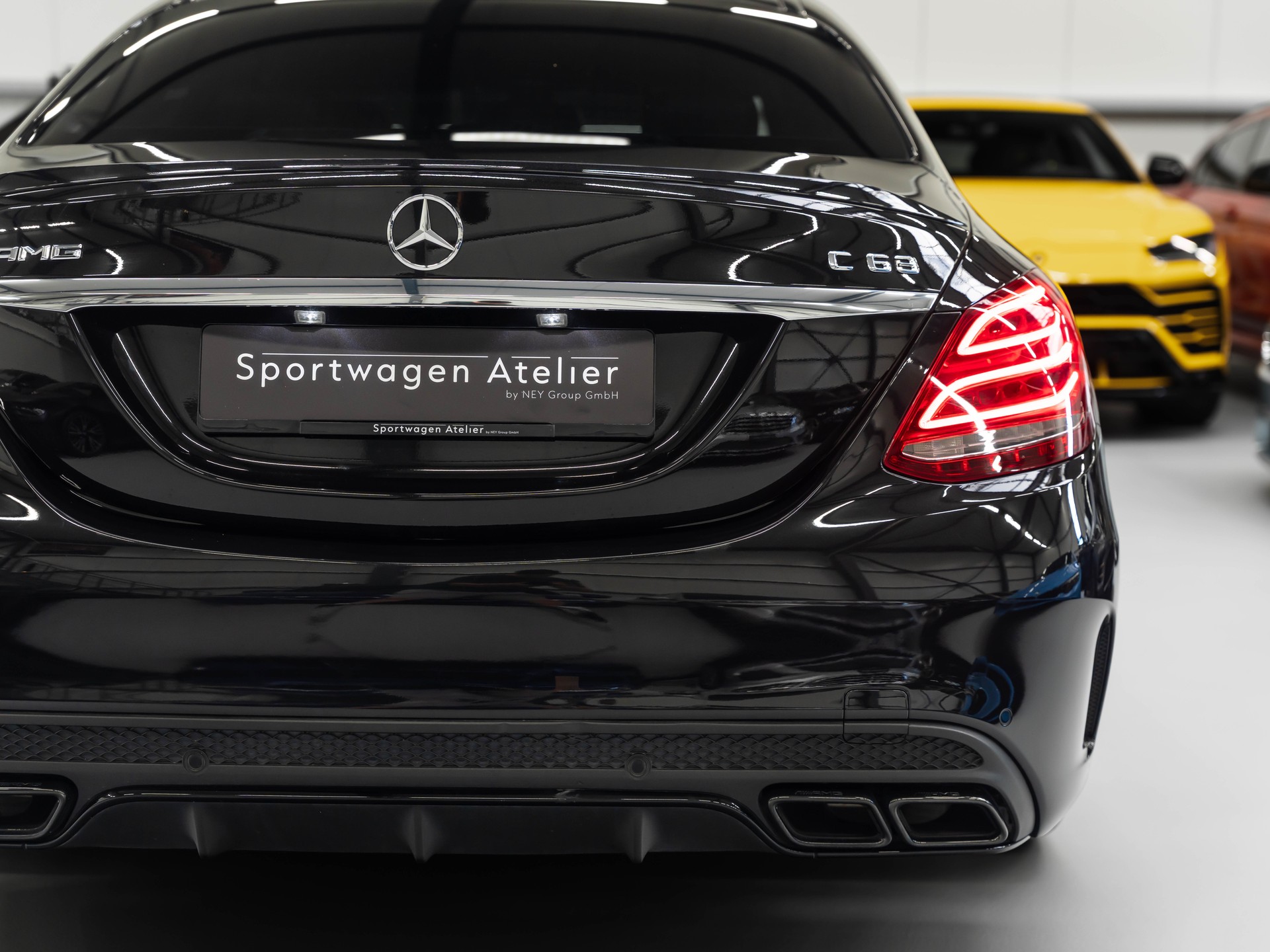 MERCEDES-BENZ C 63 AMG Speedshift-image-14