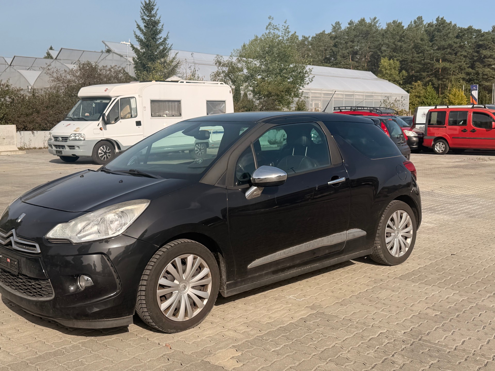 DS AUTOMOBILES DS3 1.6 THP Black & Silver-image-2