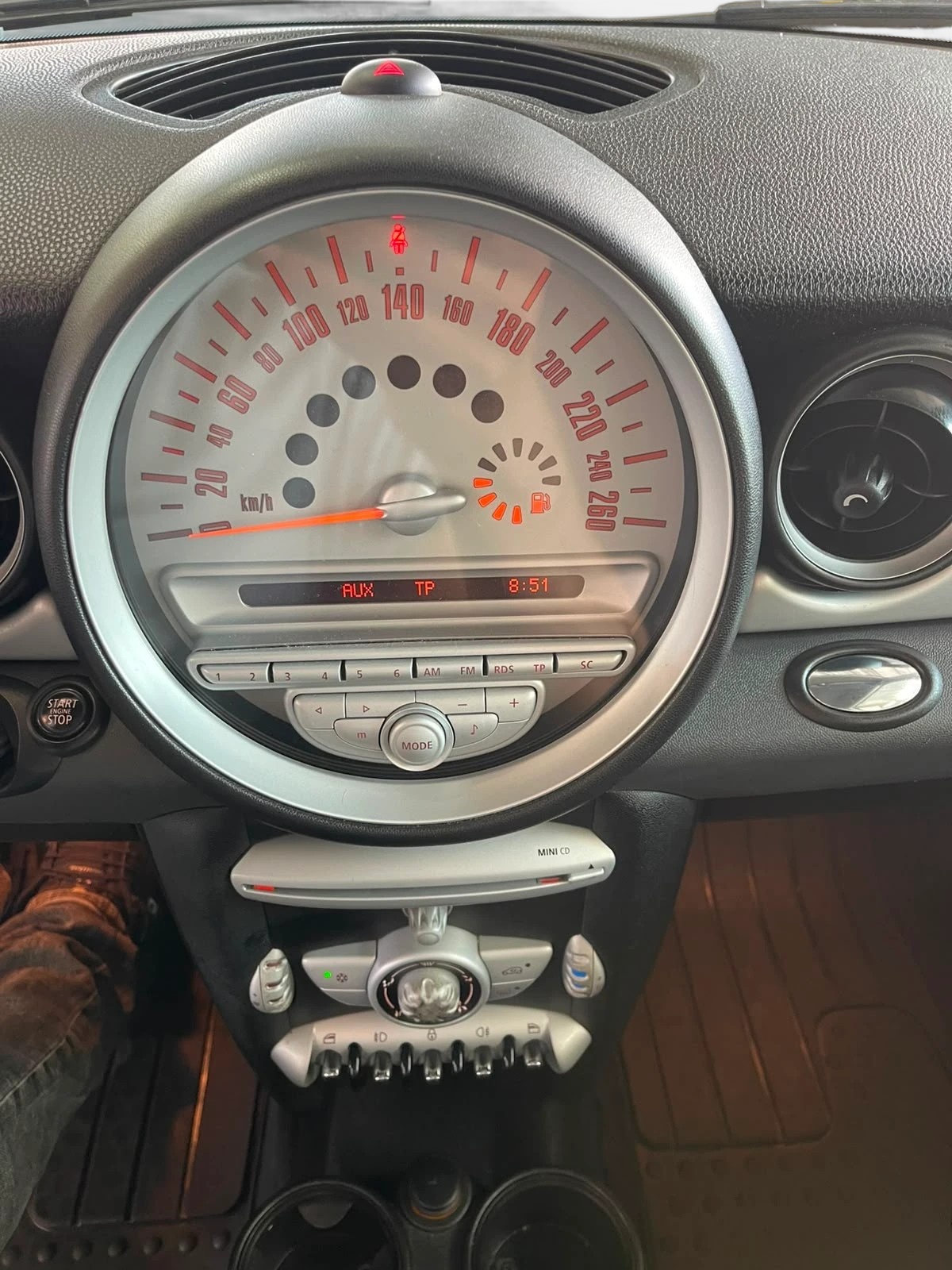MINI Cooper-image-11