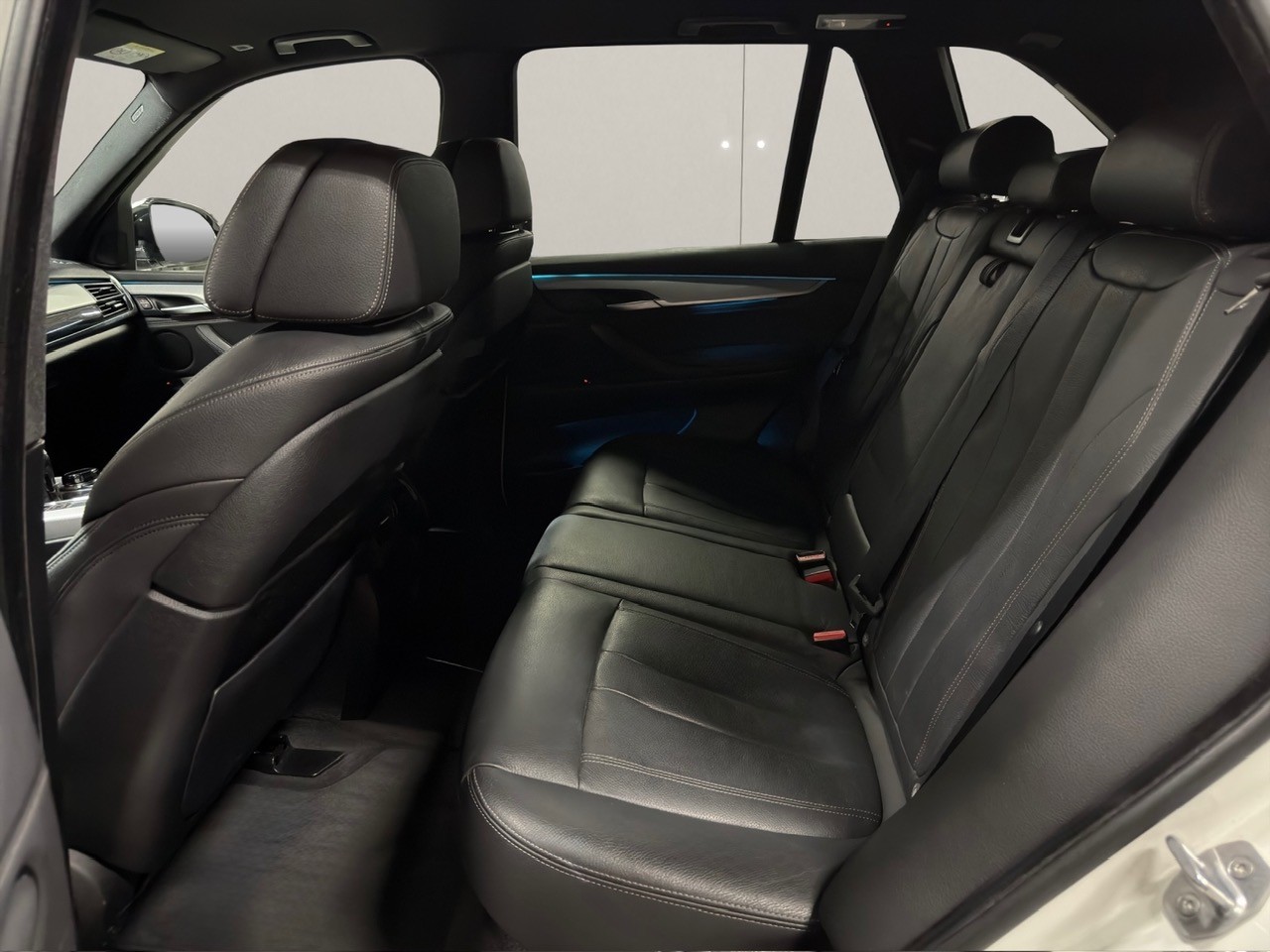 BMW X5 xDrive 25d Steptronic M-Sport-image-11