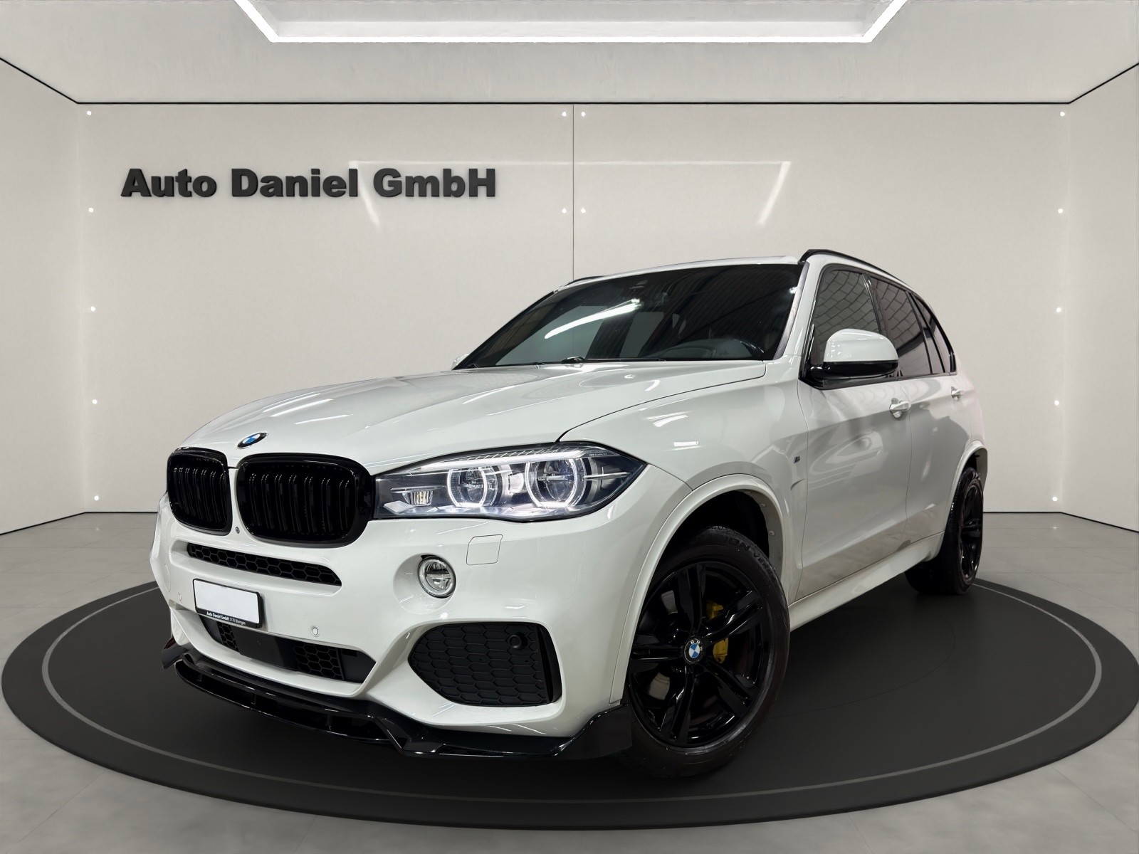 BMW X5 xDrive 25d Steptronic M-Sport-image-0