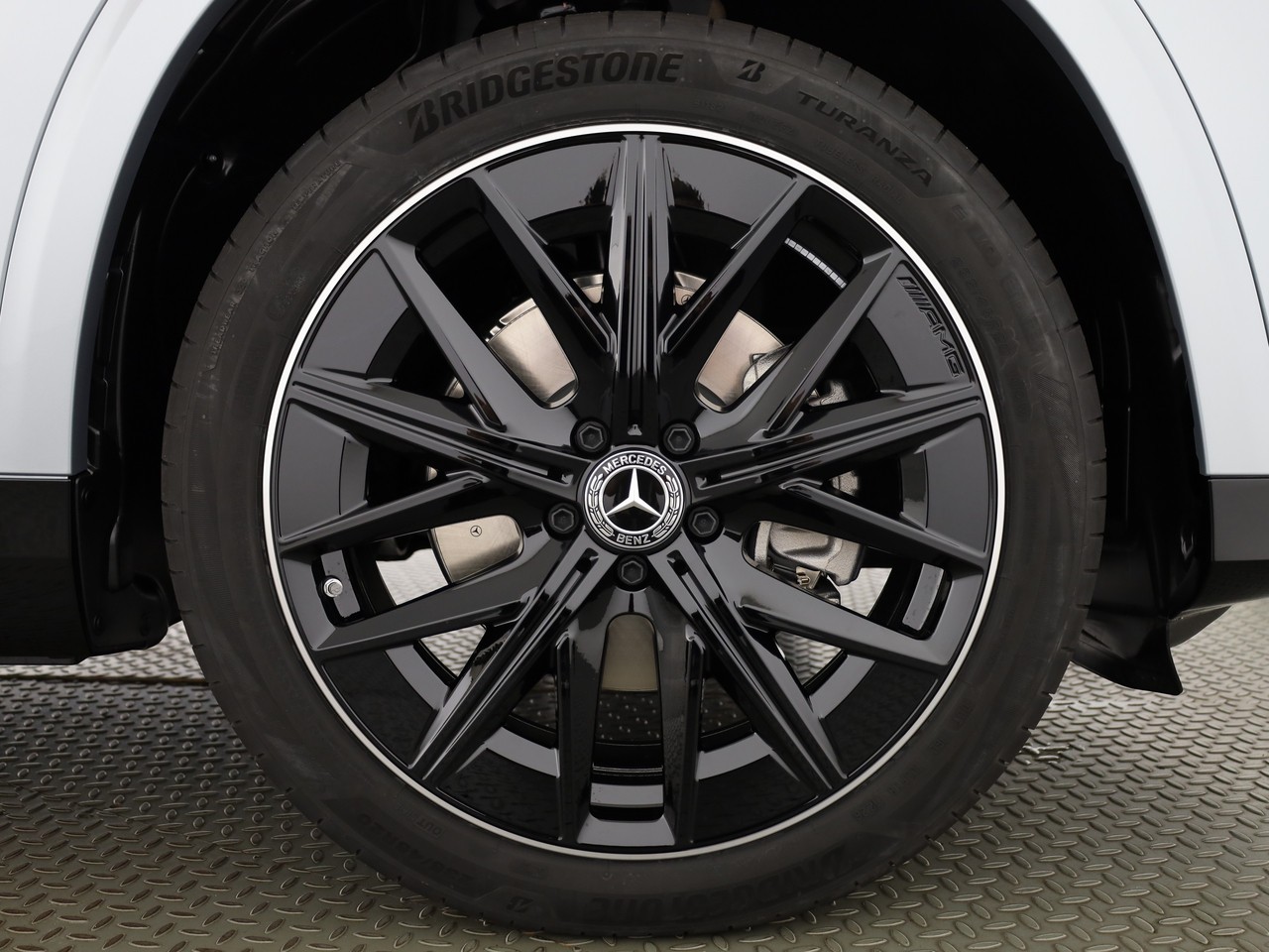 MERCEDES-BENZ GLB 220 4Matic 8G-Tronic-image-24
