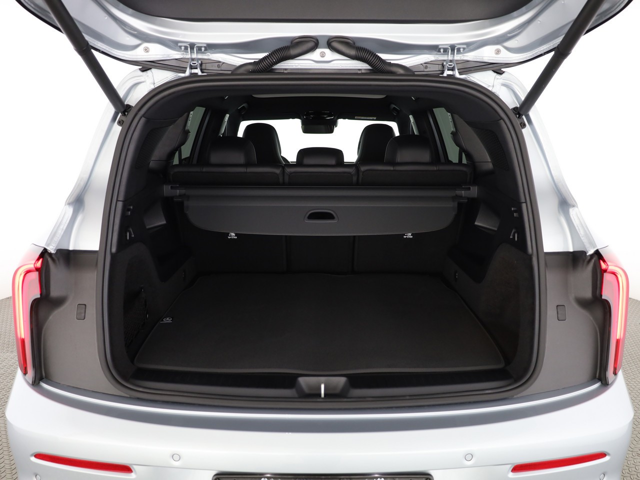 MERCEDES-BENZ GLB 220 4Matic 8G-Tronic-image-22