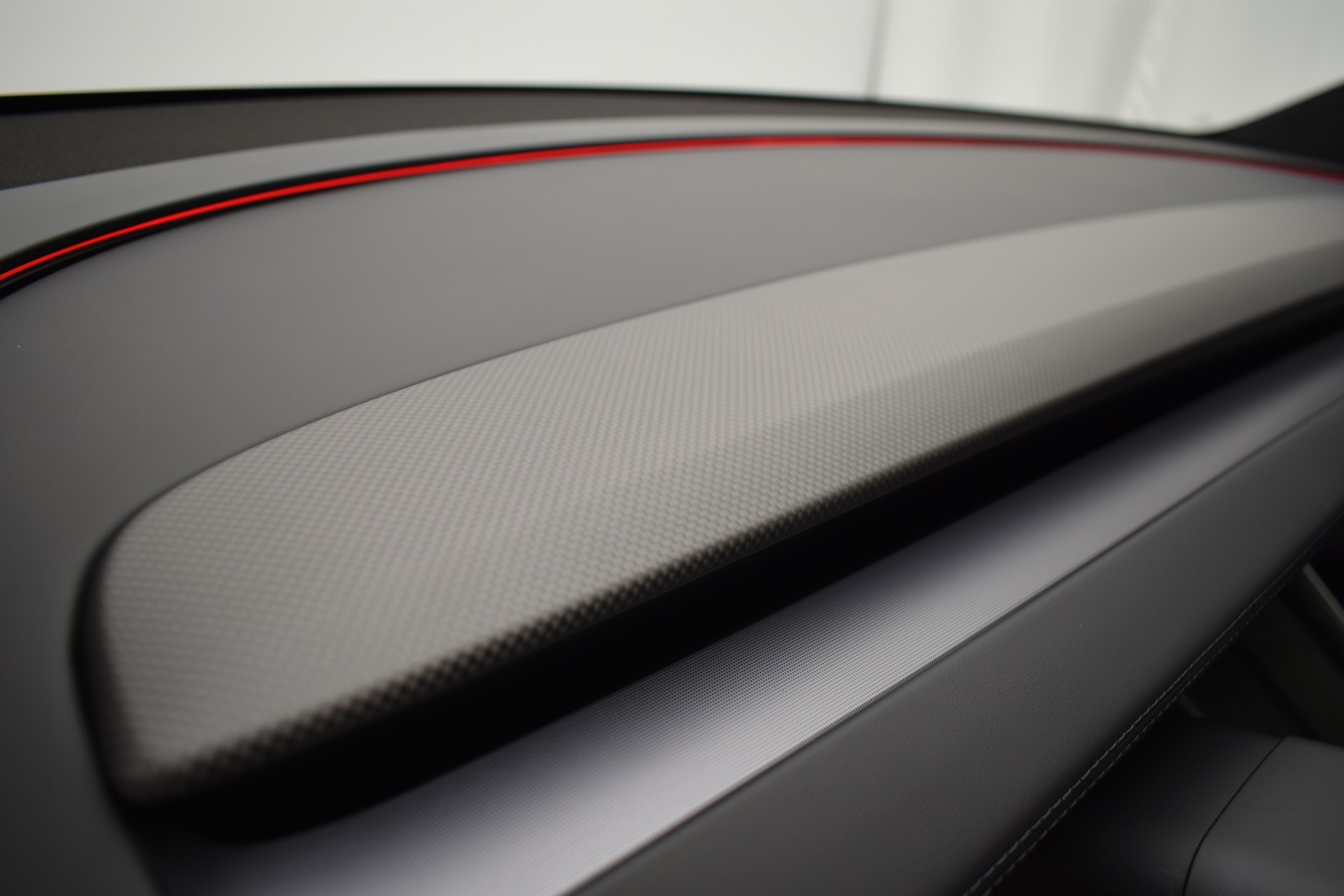 TESLA Model Y Performance AWD 626PS, Neuwagen, CH Typenschein "diamond black"-image-27