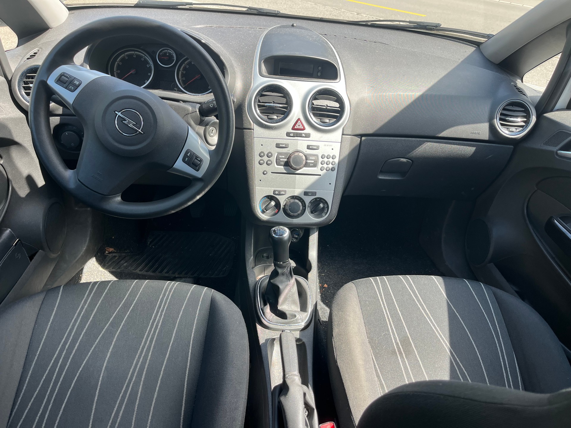 OPEL Corsa 1.2 TP-image-7