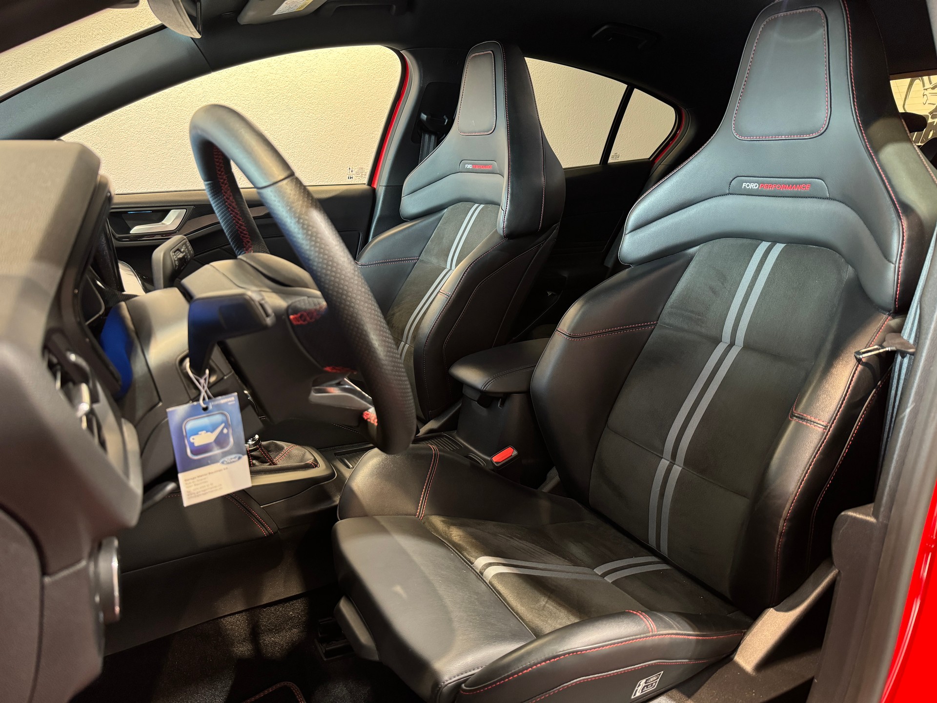 FORD Focus 2.3 ST X TRACK PACK - RACE RED 🚀 🏎️-image-15
