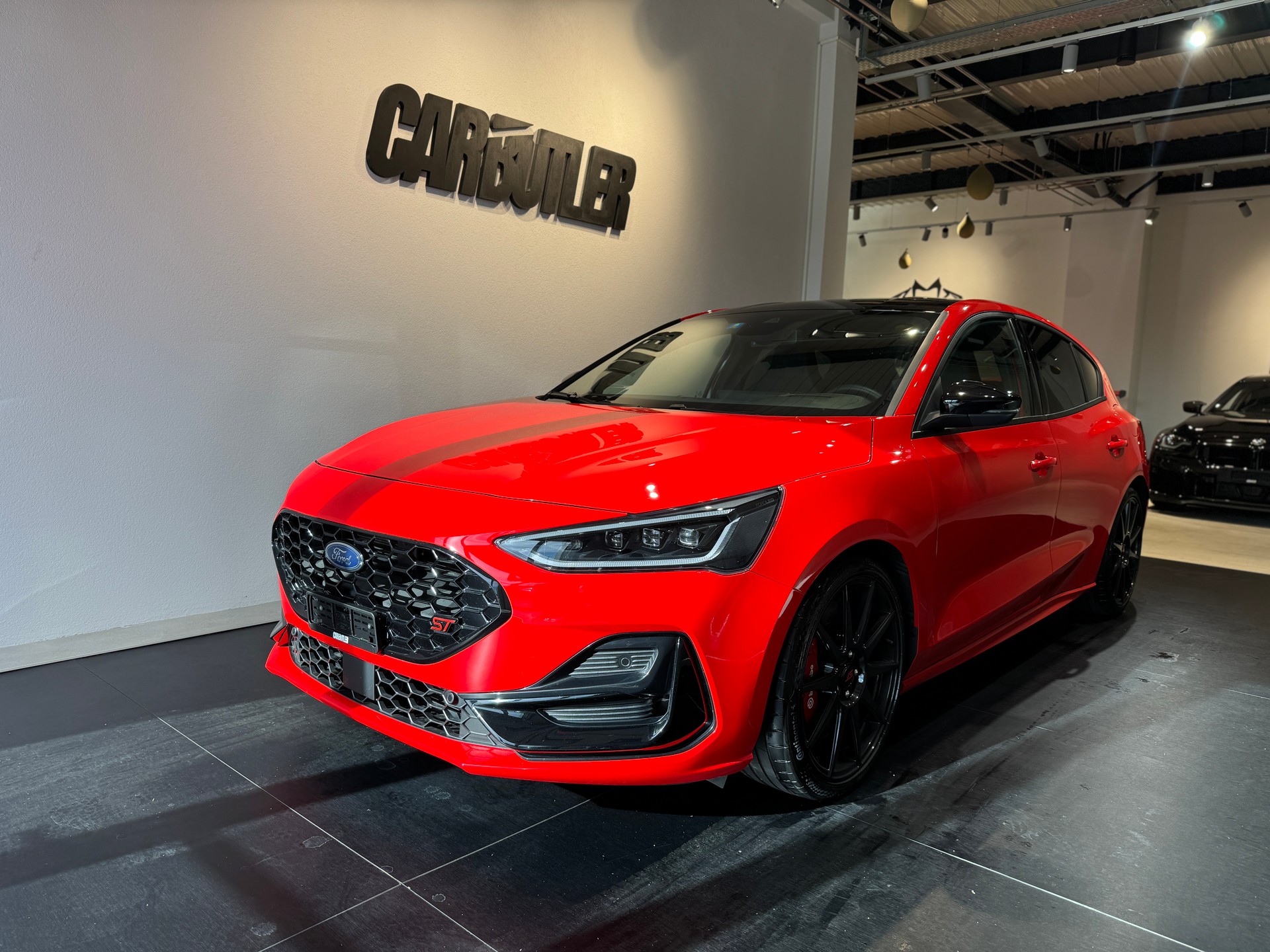 FORD Focus 2.3 ST X TRACK PACK - RACE RED 🚀 🏎️-image-2