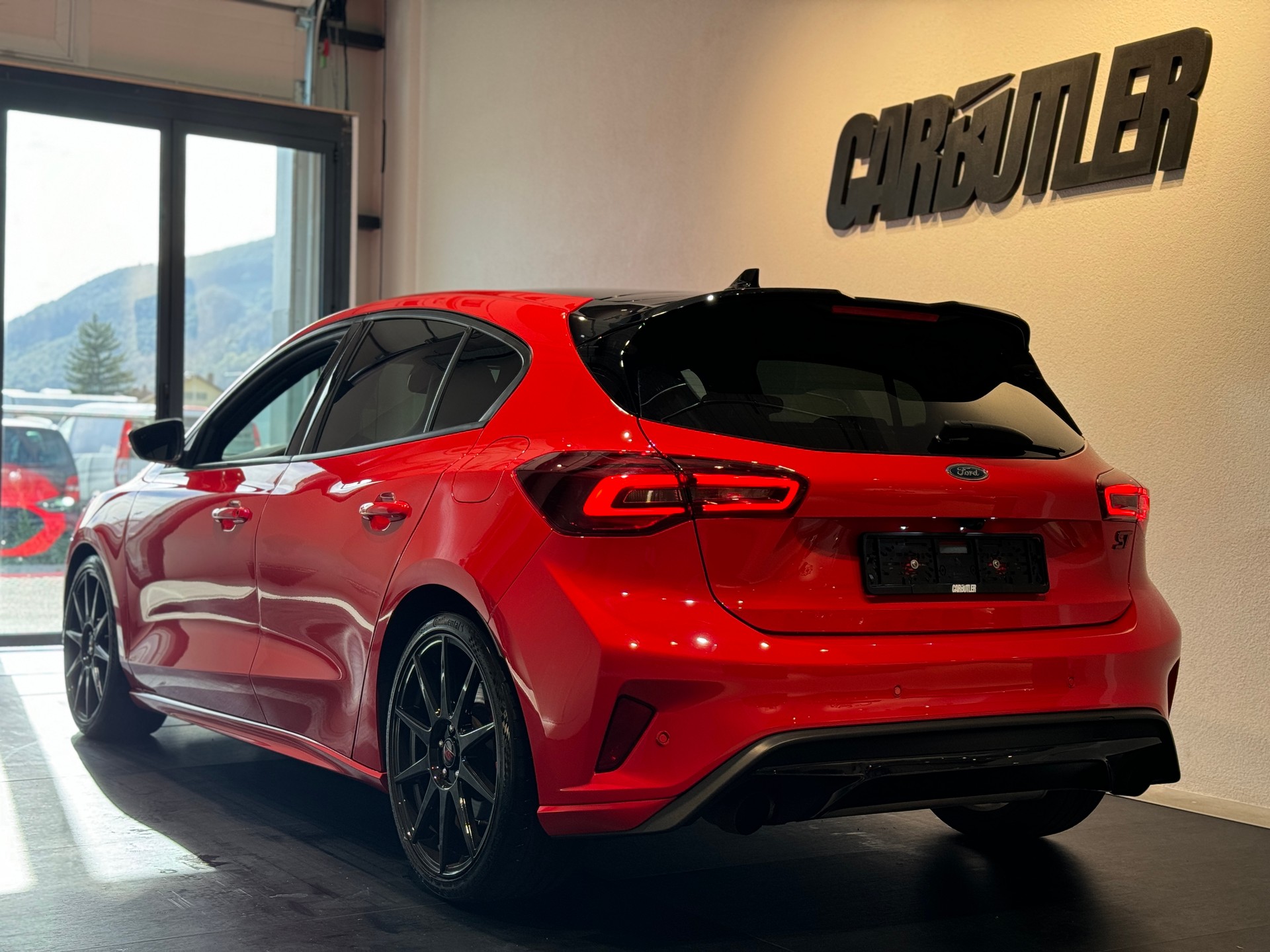 FORD Focus 2.3 ST X TRACK PACK - RACE RED 🚀 🏎️-image-12