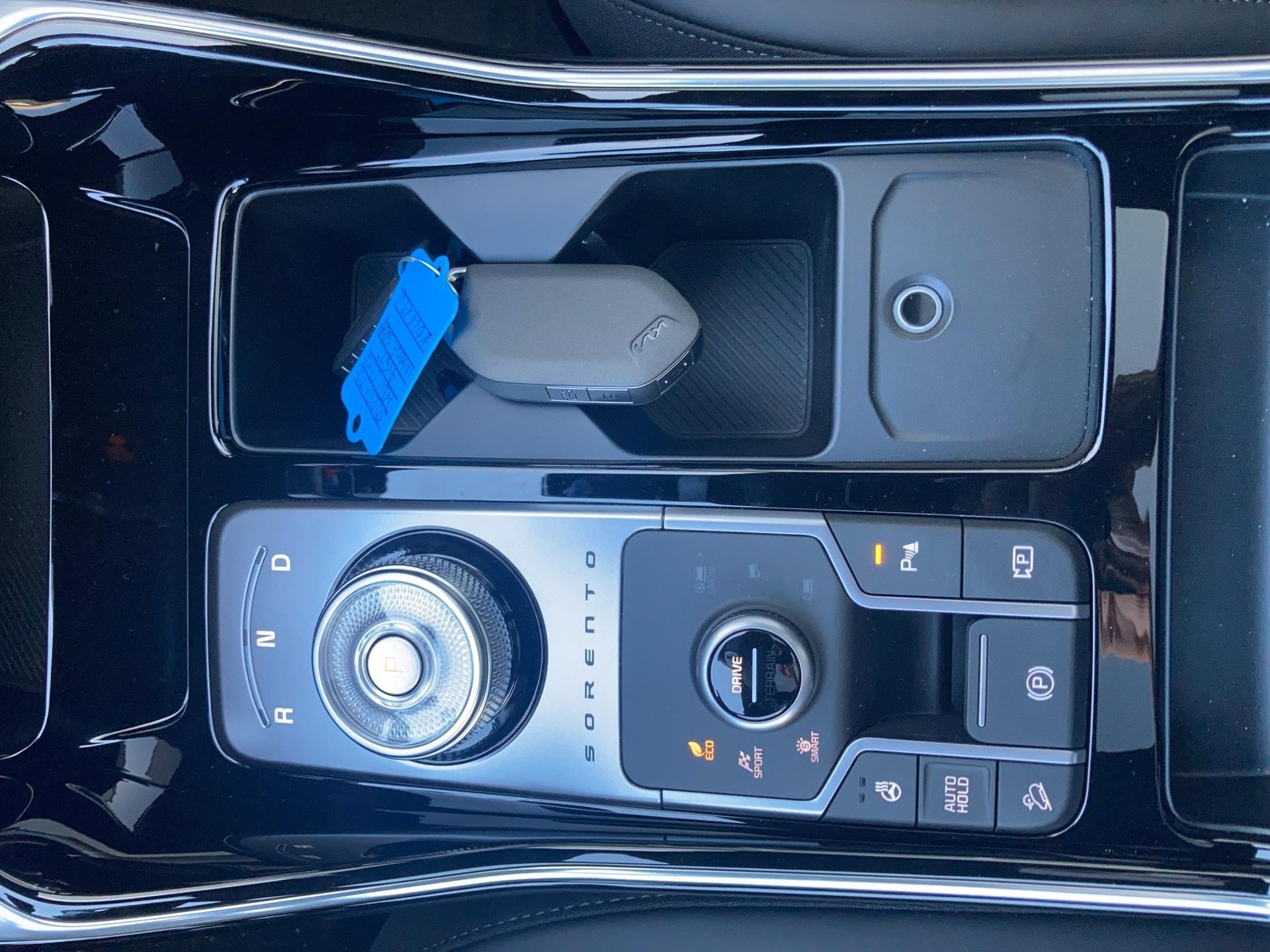 KIA Sorento 1.6 T-GDi Hybrid Style 7P-image-10