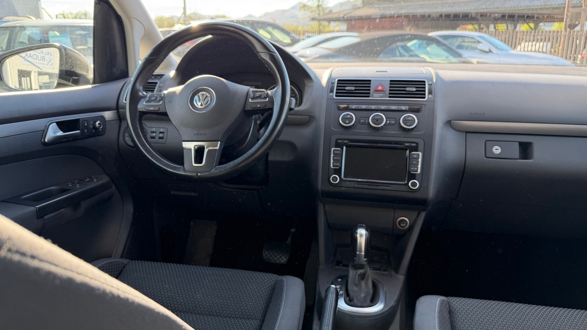VW Touran 1.4 TSI Comfortline DSG-image-11
