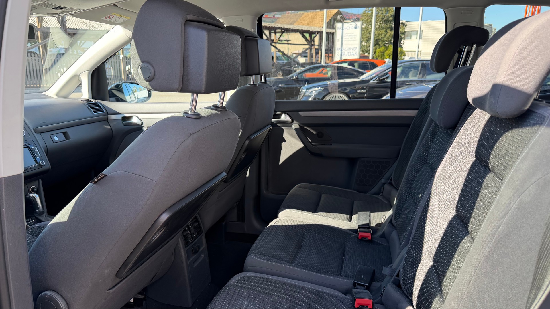 VW Touran 1.4 TSI Comfortline DSG-image-6