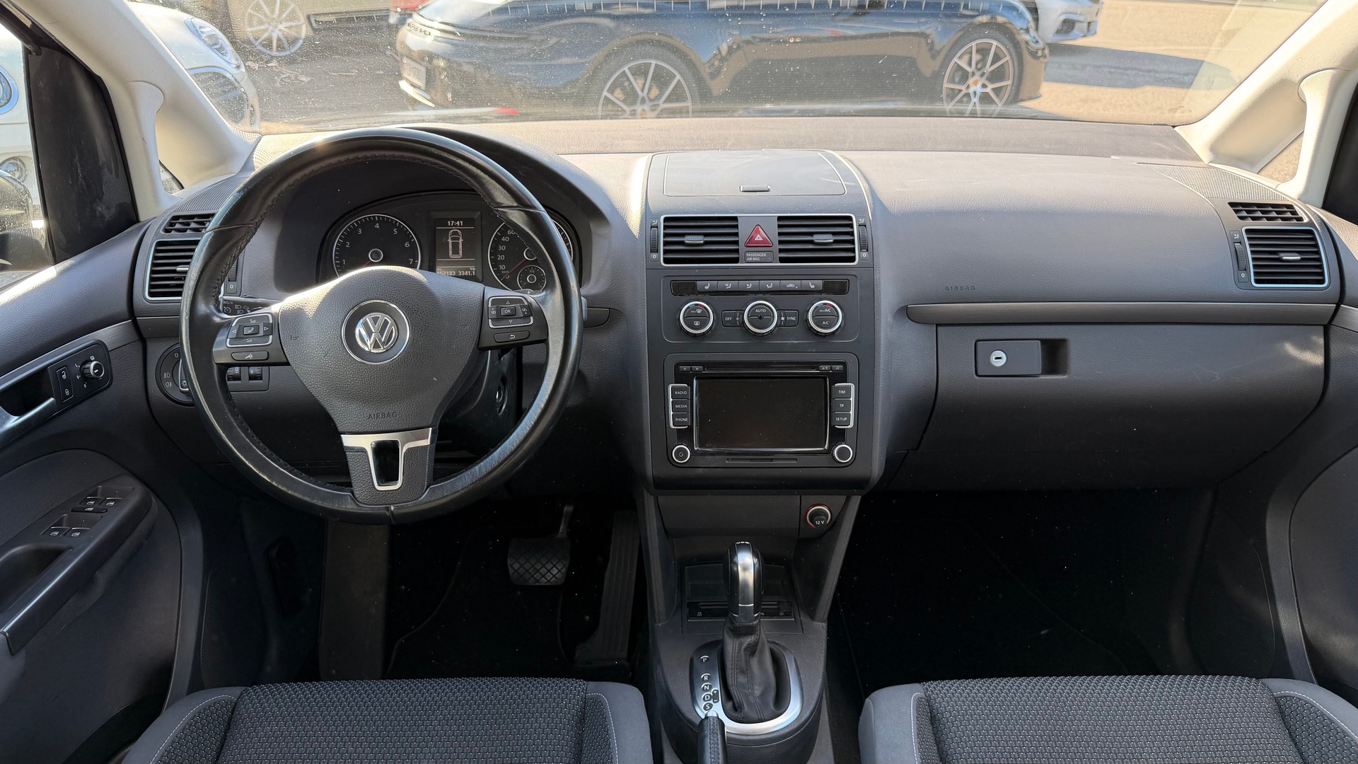 VW Touran 1.4 TSI Comfortline DSG-image-10