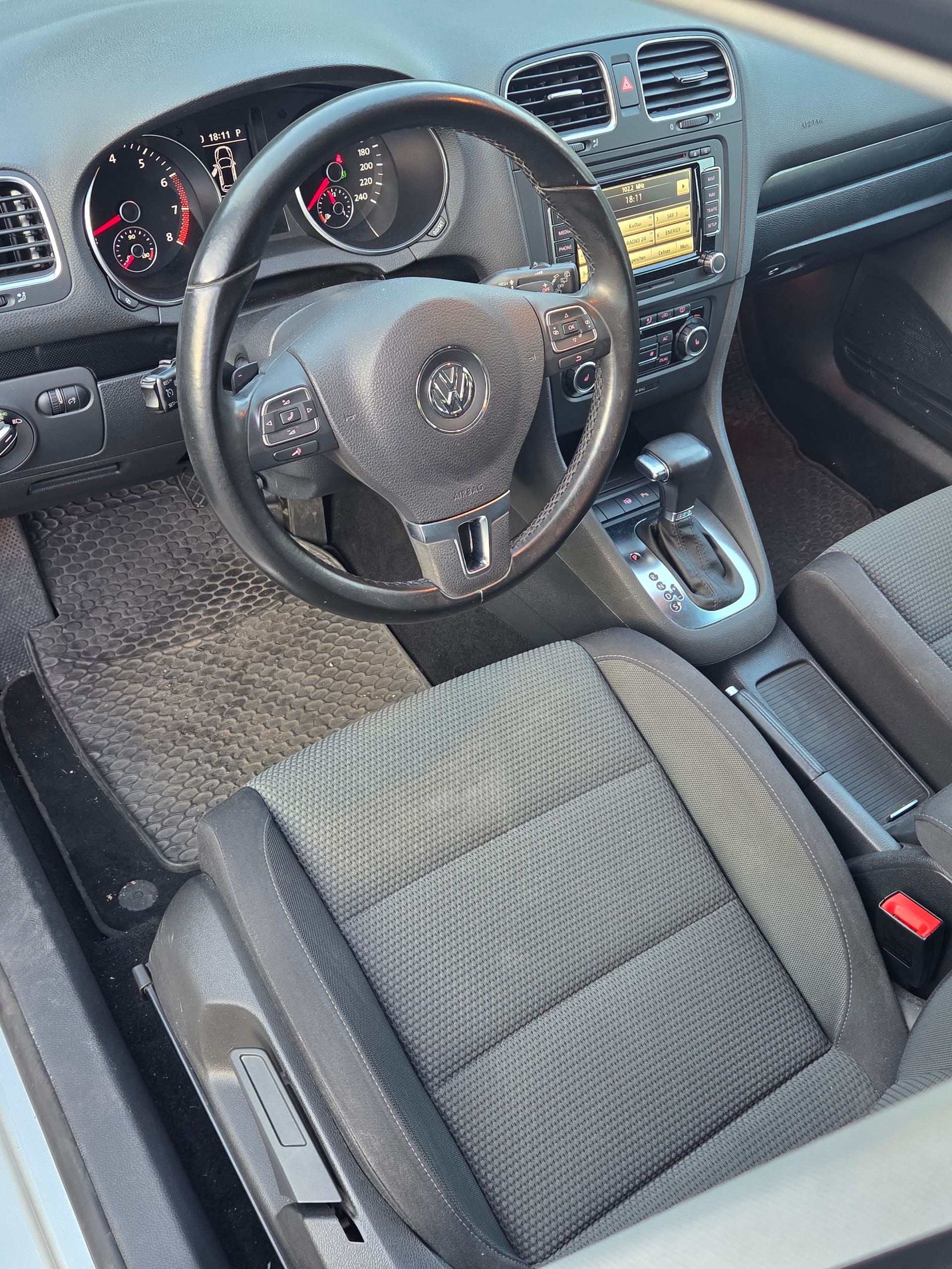 VW Golf 1.2 TSI Comfortline DSG-image-8