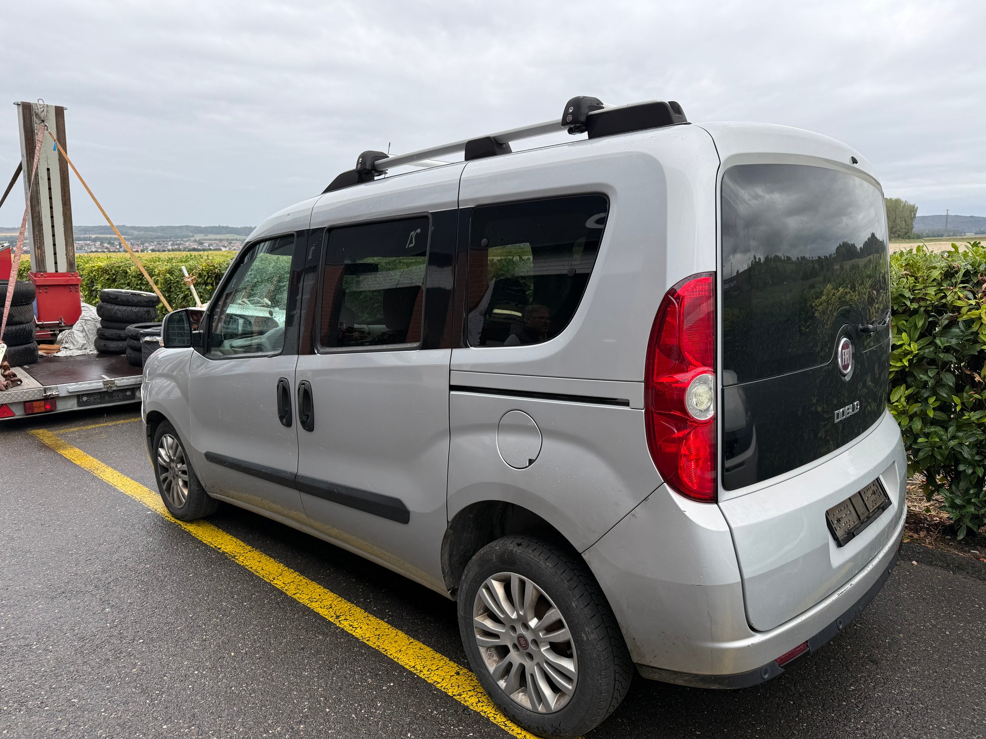 FIAT Doblò 2.0 JTD Emotion-image-2