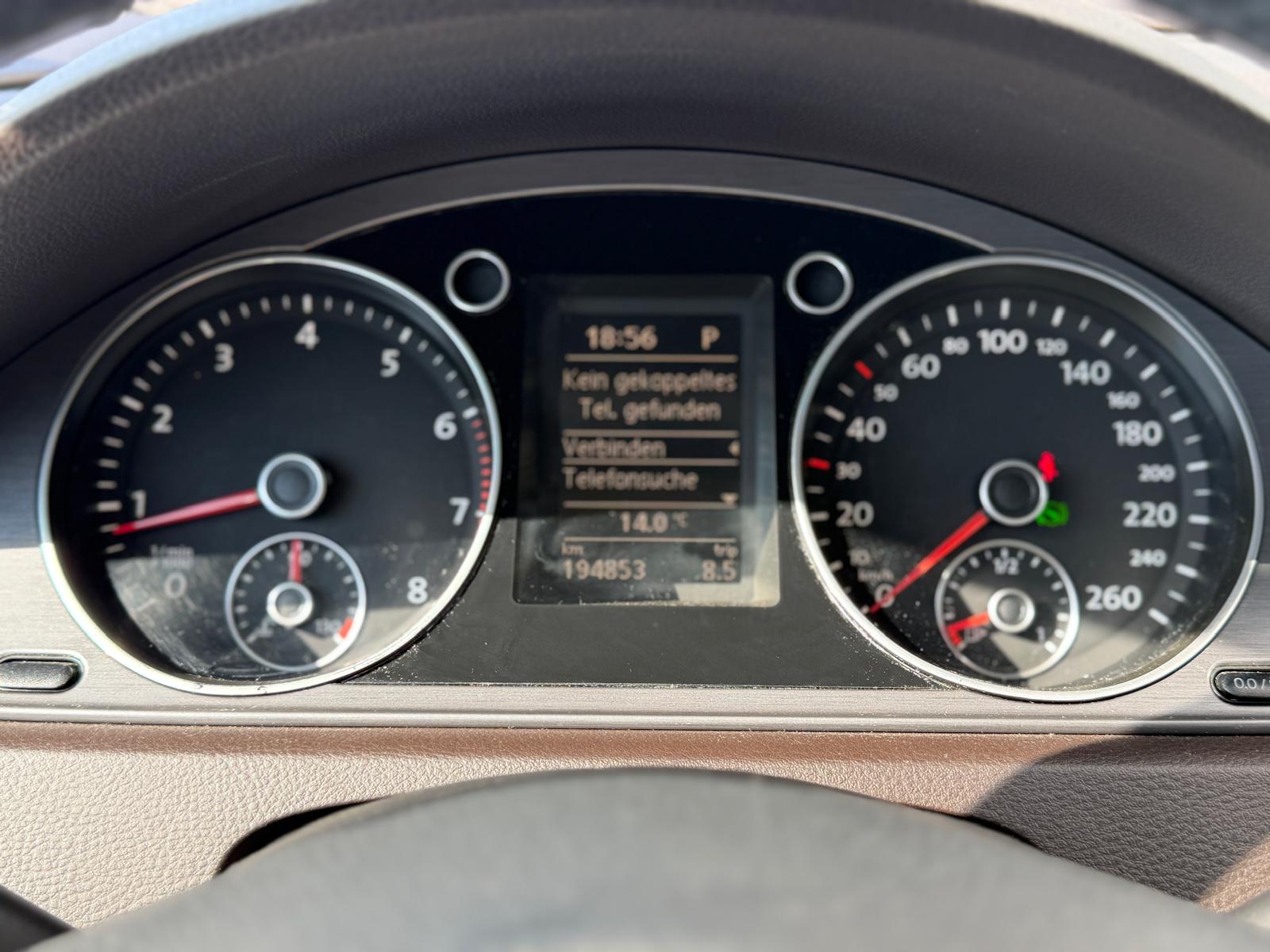 VW Passat 2.0 TDI BlueMotion Technology Comfortline-image-9