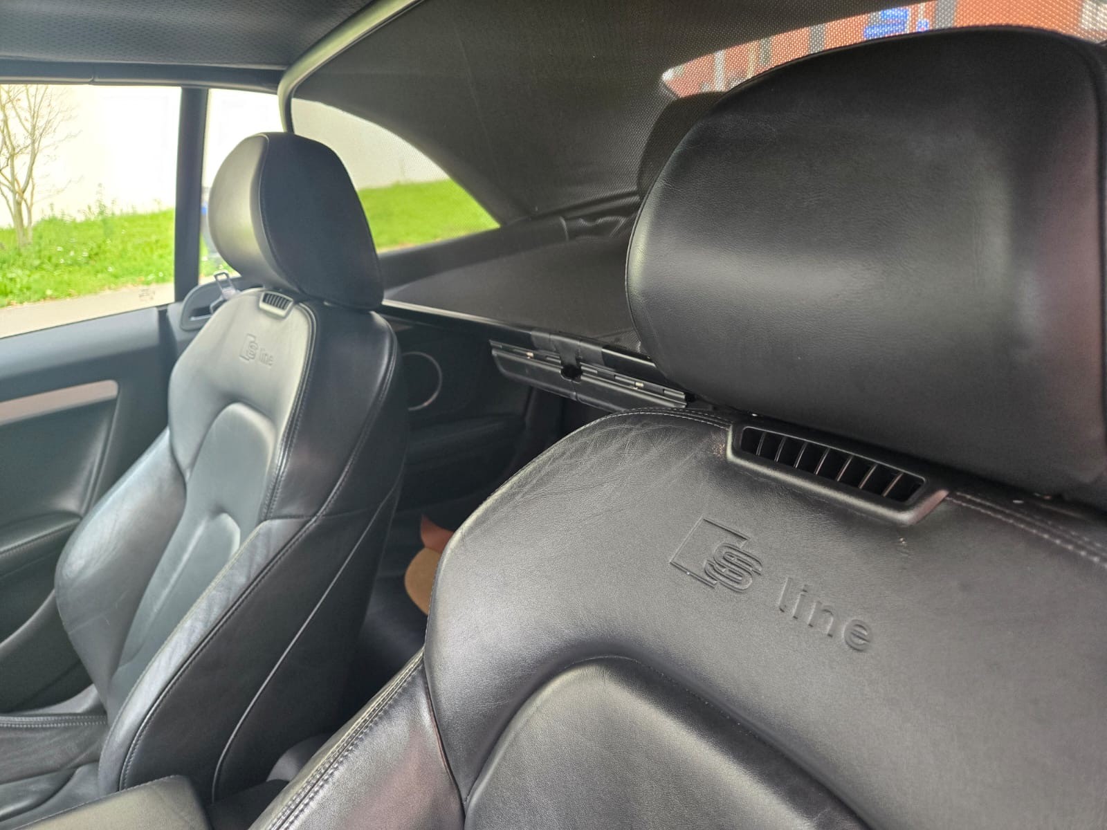 AUDI A5 Cabriolet 2.0 TFSI quattro S-tronic-image-13