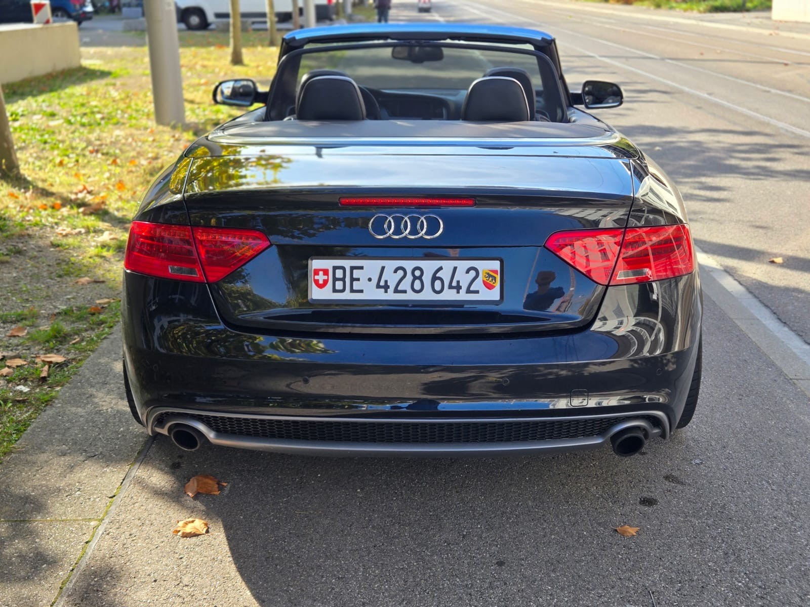 AUDI A5 Cabriolet 2.0 TFSI quattro S-tronic-image-4