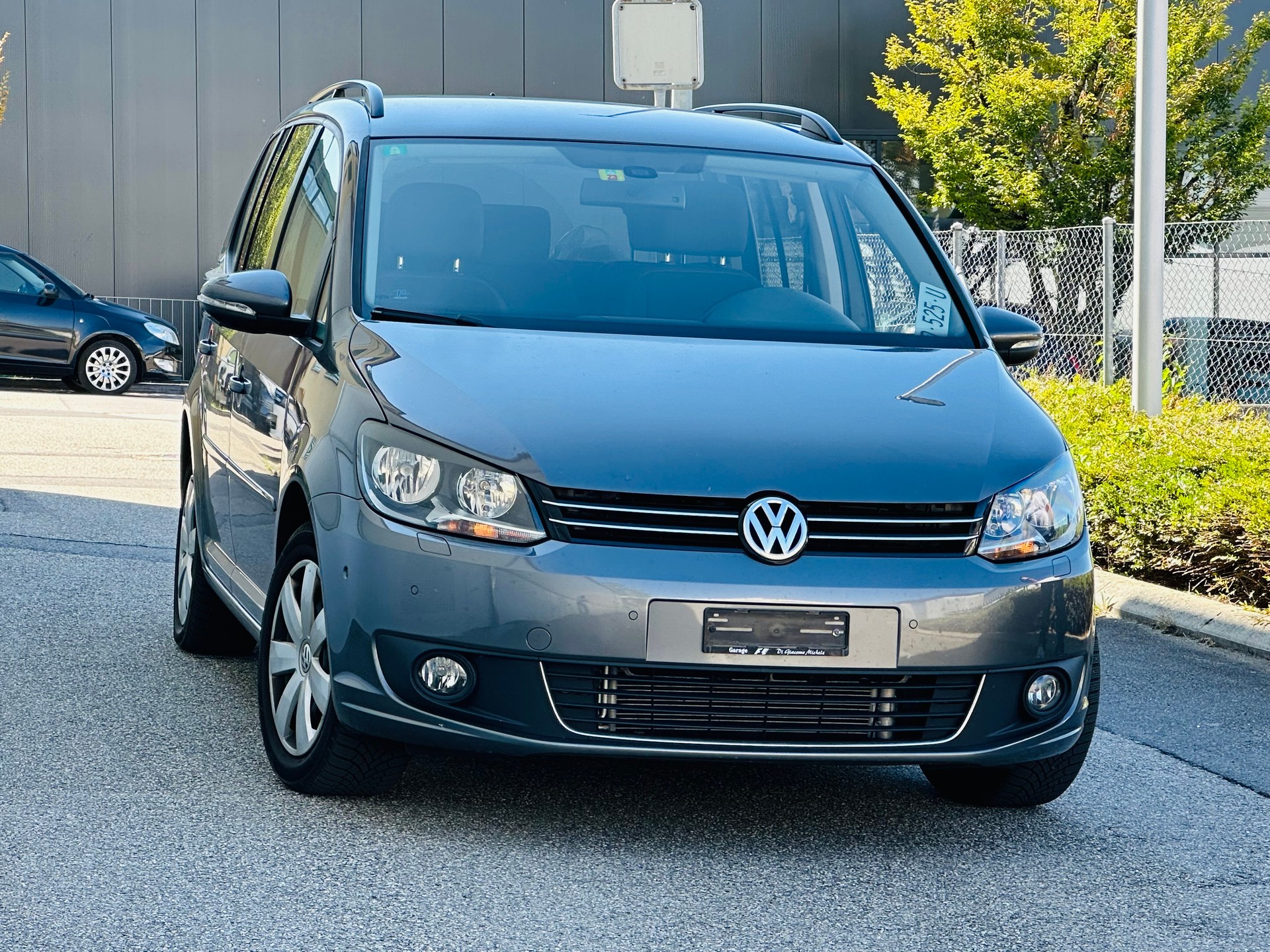 VW Touran 1.4 TSI Team DSG-image-1