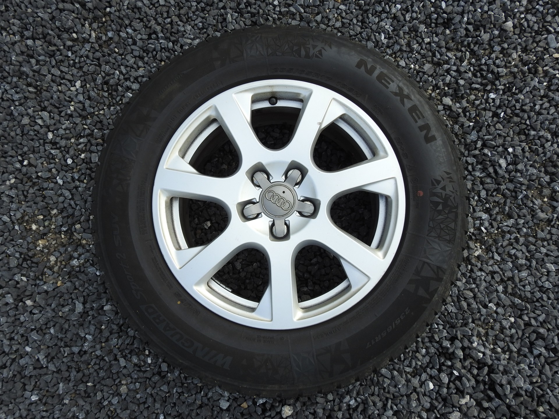 AUDI Q5 2.0 TDI quattro S-Line-image-30