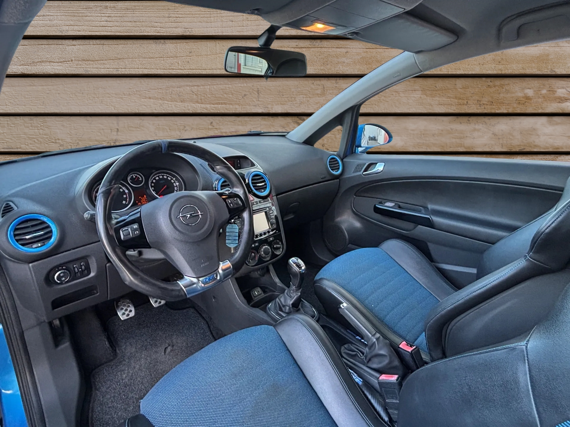 OPEL Corsa 1.6 Turbo OPC-image-6