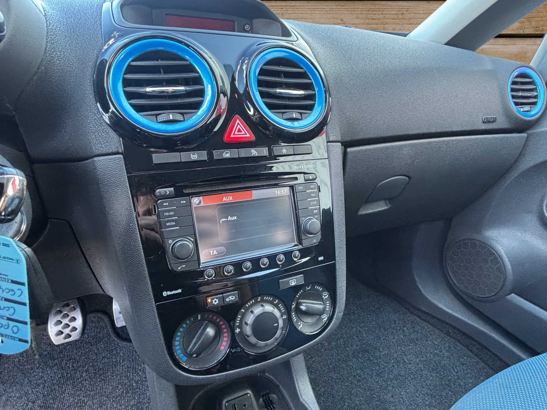 OPEL Corsa 1.6 Turbo OPC-image-9