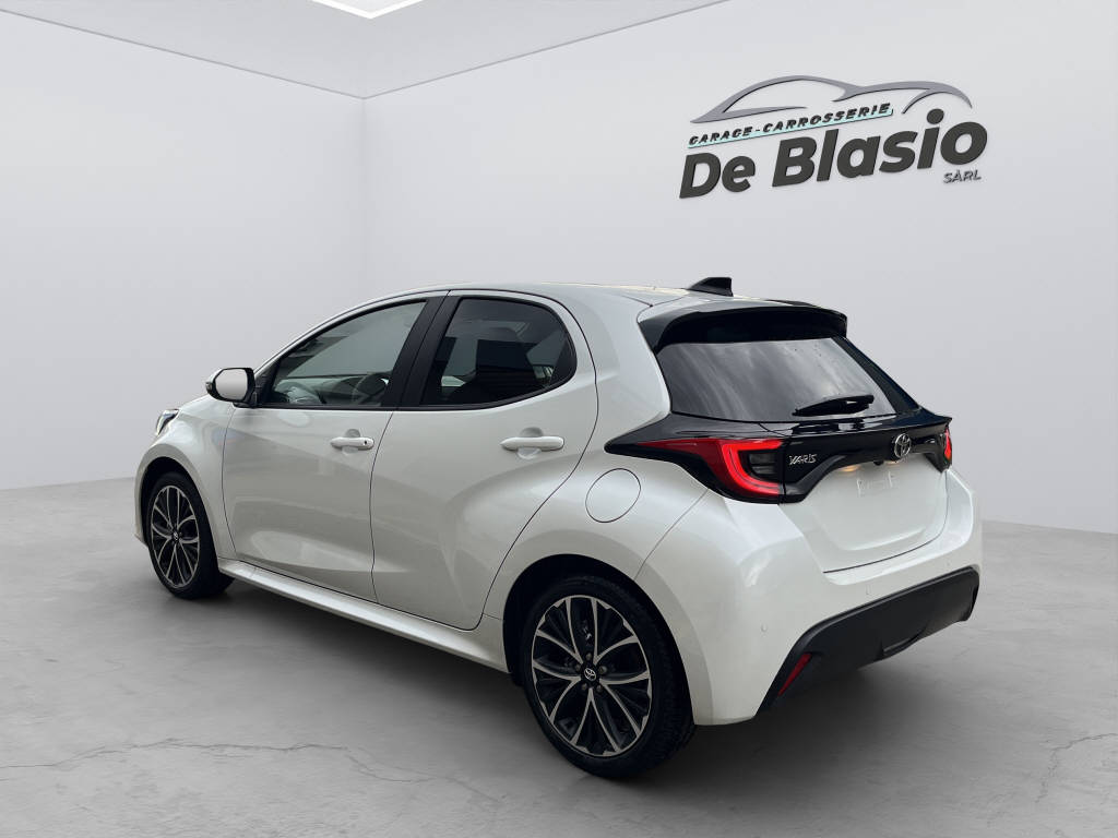 TOYOTA Yaris 1.5 VVT-i HSD Trend-image-4