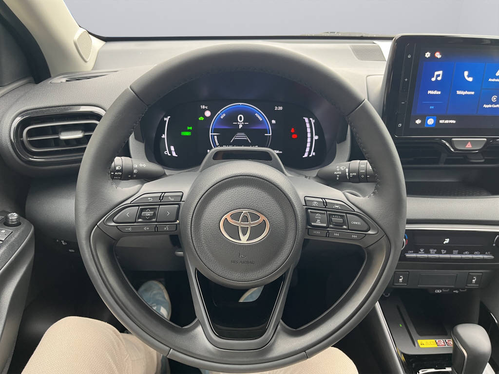 TOYOTA Yaris 1.5 VVT-i HSD Trend-image-9