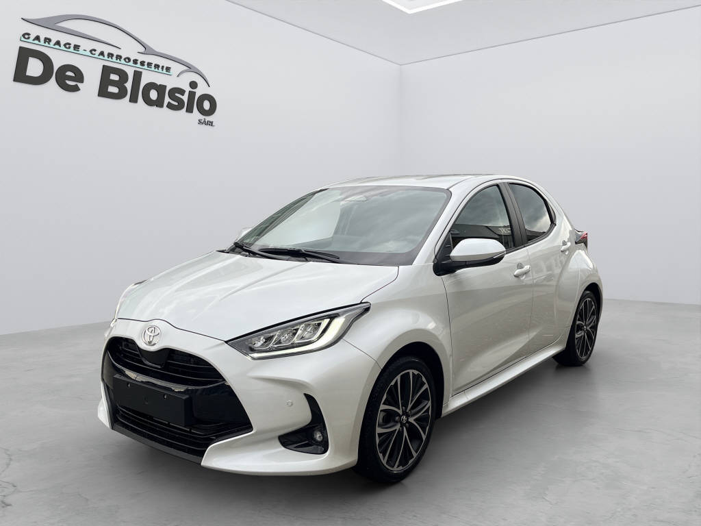 TOYOTA Yaris 1.5 VVT-i HSD Trend-image-2