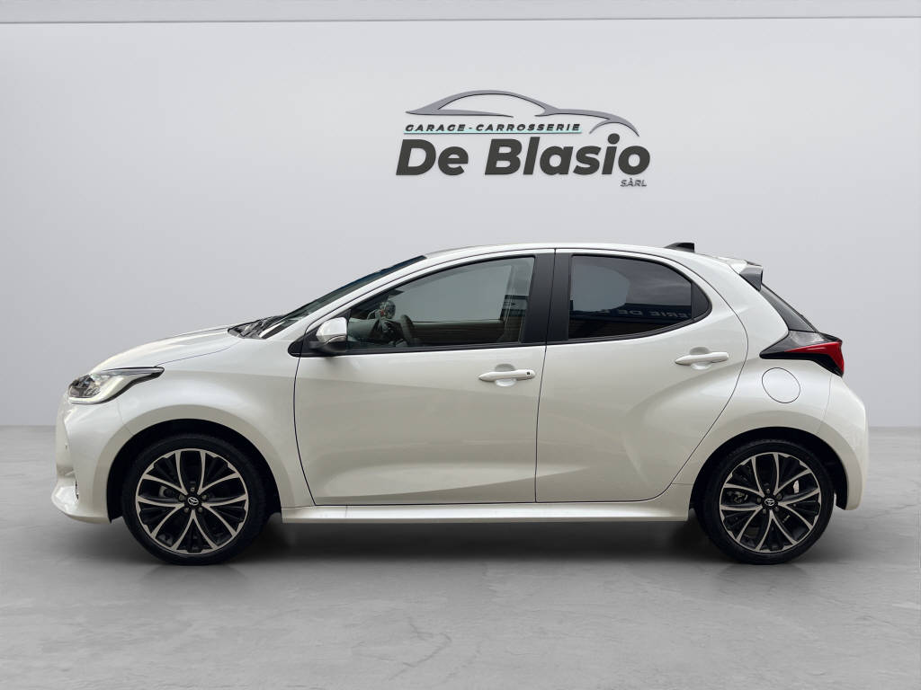 TOYOTA Yaris 1.5 VVT-i HSD Trend-image-3