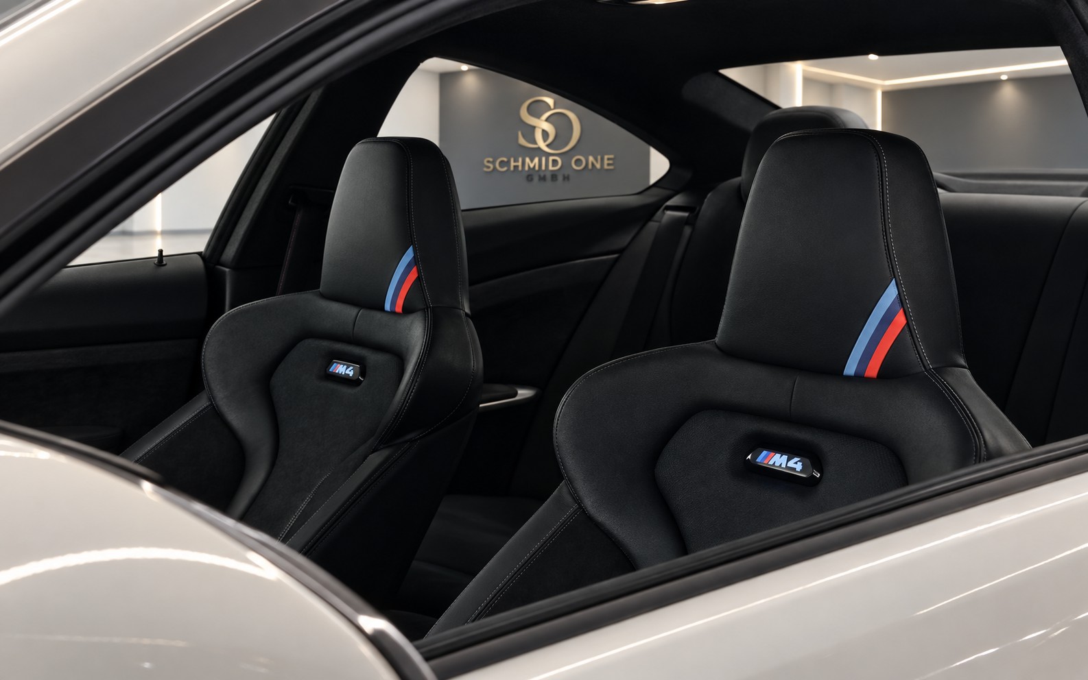 BMW M4 Coupé CS DKG-image-8