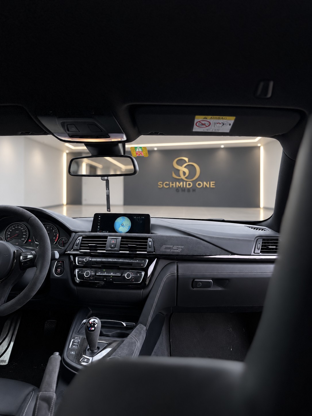 BMW M4 Coupé CS DKG-image-6