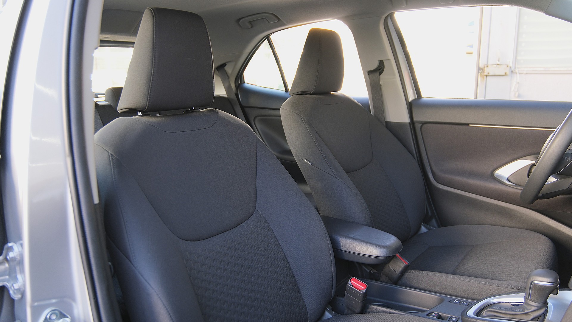 TOYOTA Yaris Cross 1.5 Trend e-CVT-image-14