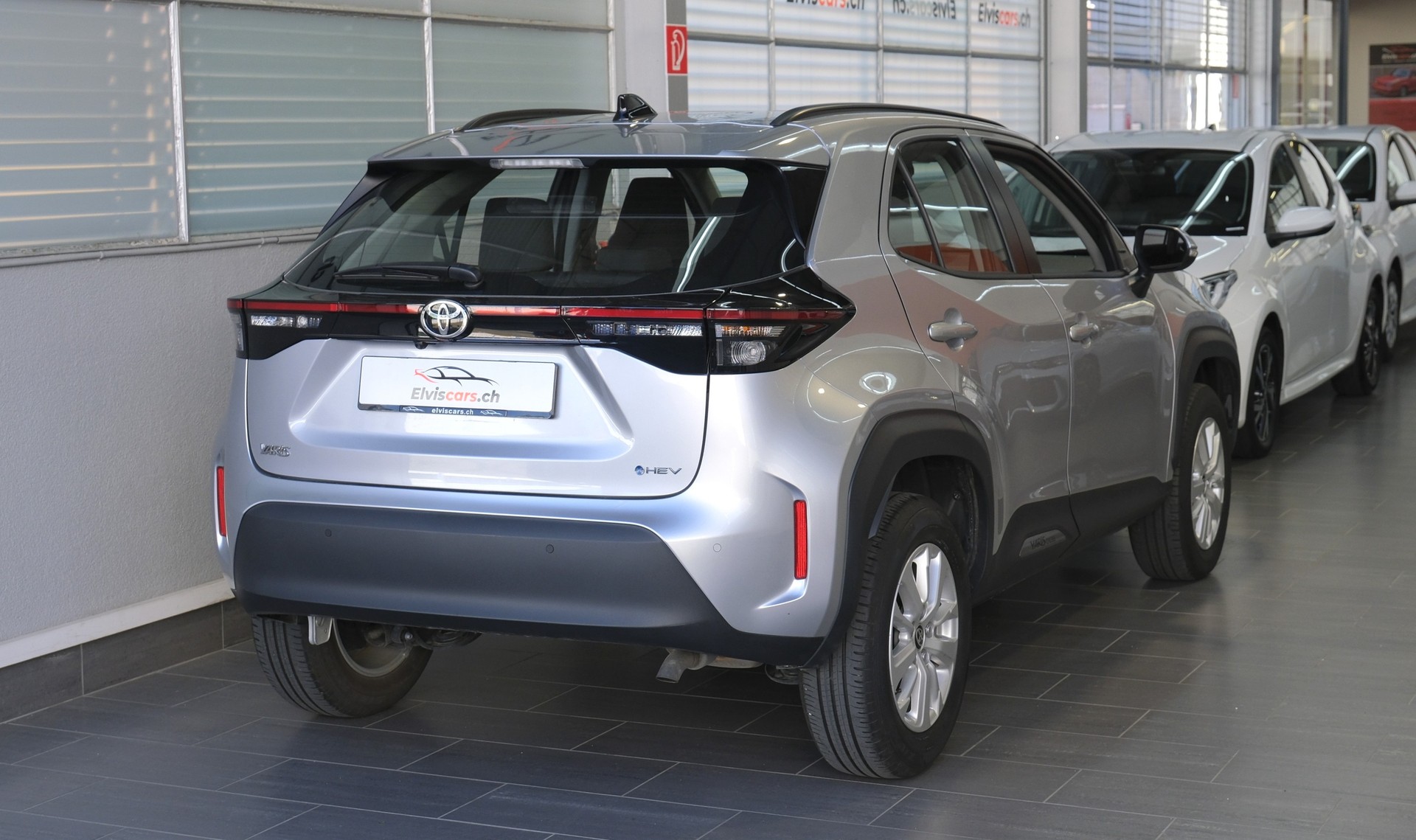 TOYOTA Yaris Cross 1.5 Trend e-CVT-image-24