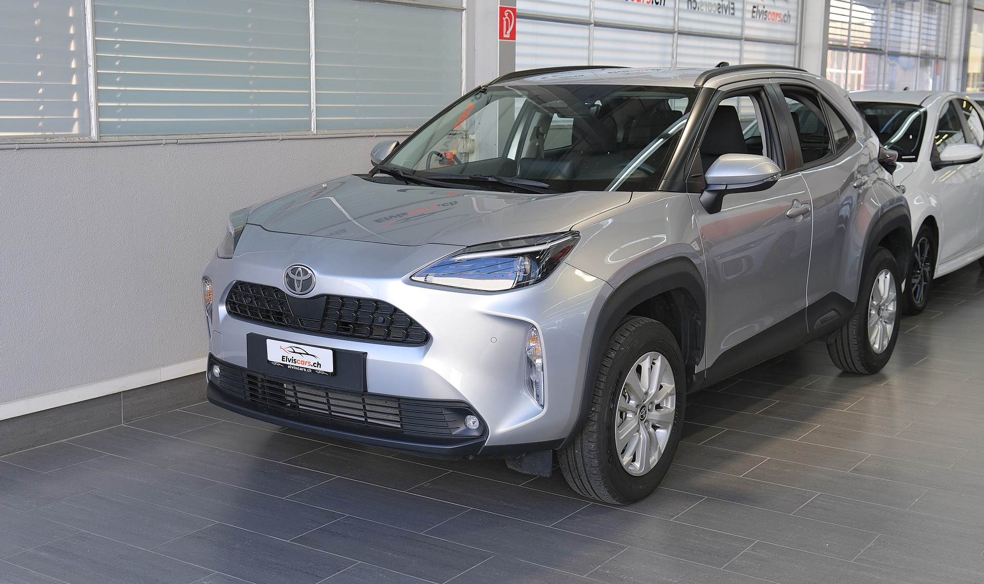 TOYOTA Yaris Cross 1.5 Trend e-CVT-image-6
