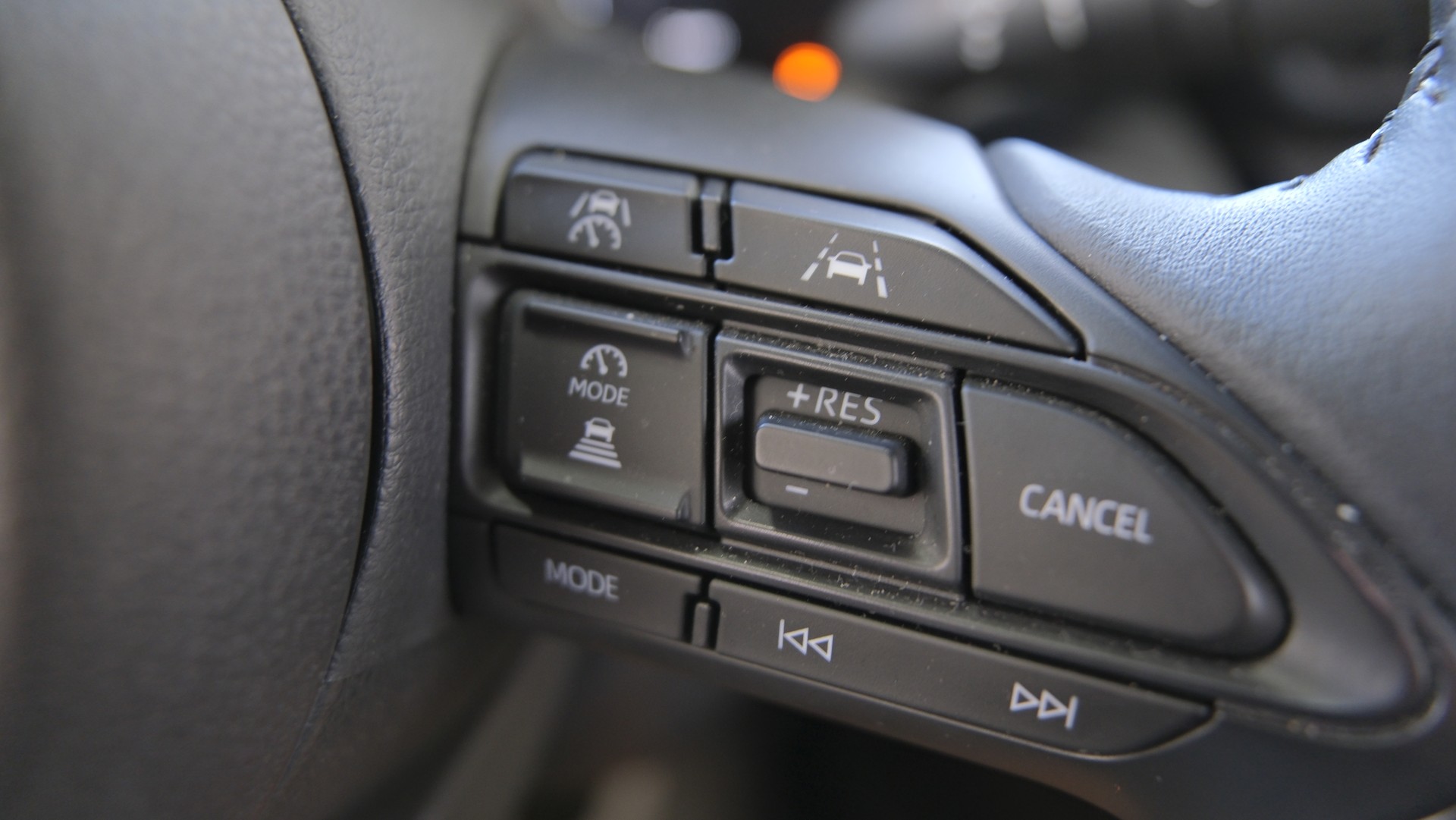 TOYOTA Yaris Cross 1.5 Trend e-CVT-image-16
