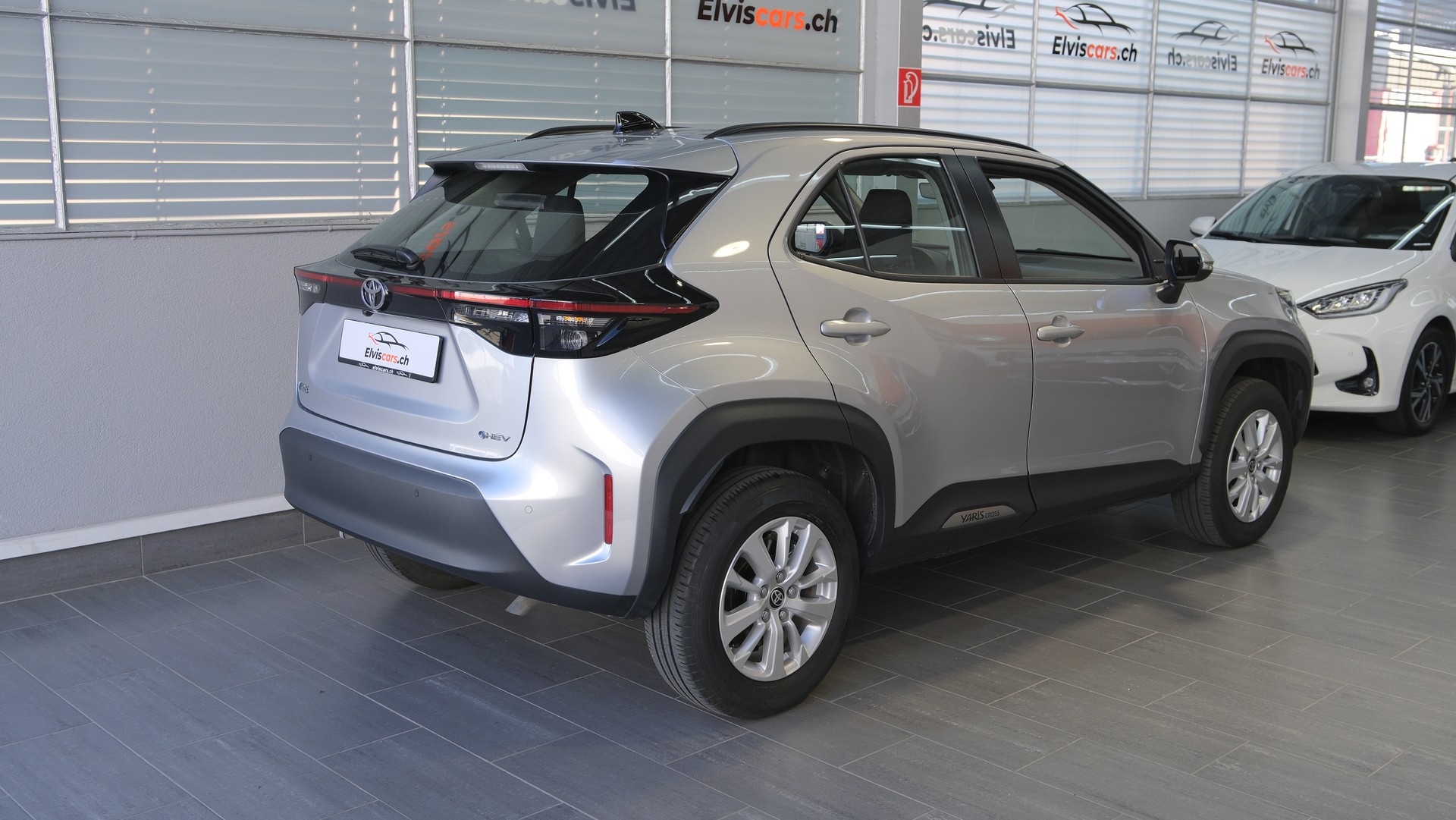 TOYOTA Yaris Cross 1.5 Trend e-CVT-image-25