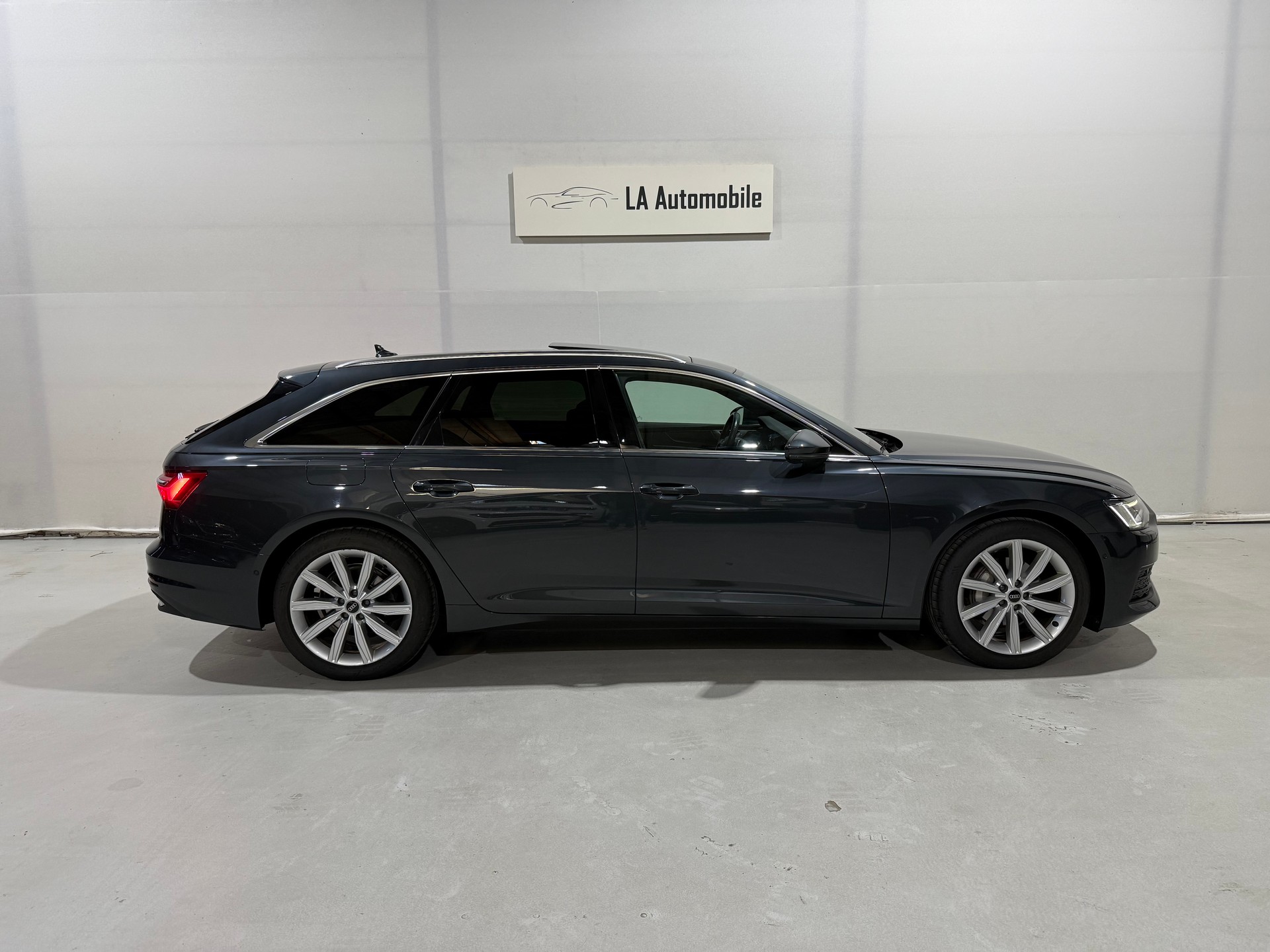 AUDI A6 Avant 40 TDI Attraction quattro S-tronic AHK (CH)-image-6