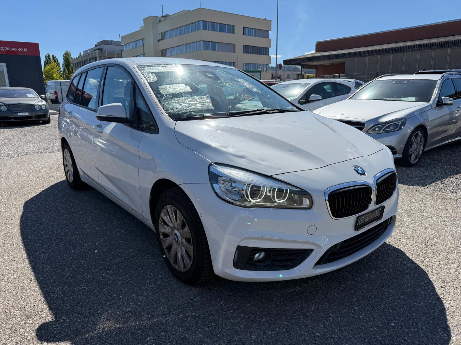 BMW 2er Reihe F46 Gran Tourer 216d-image-0