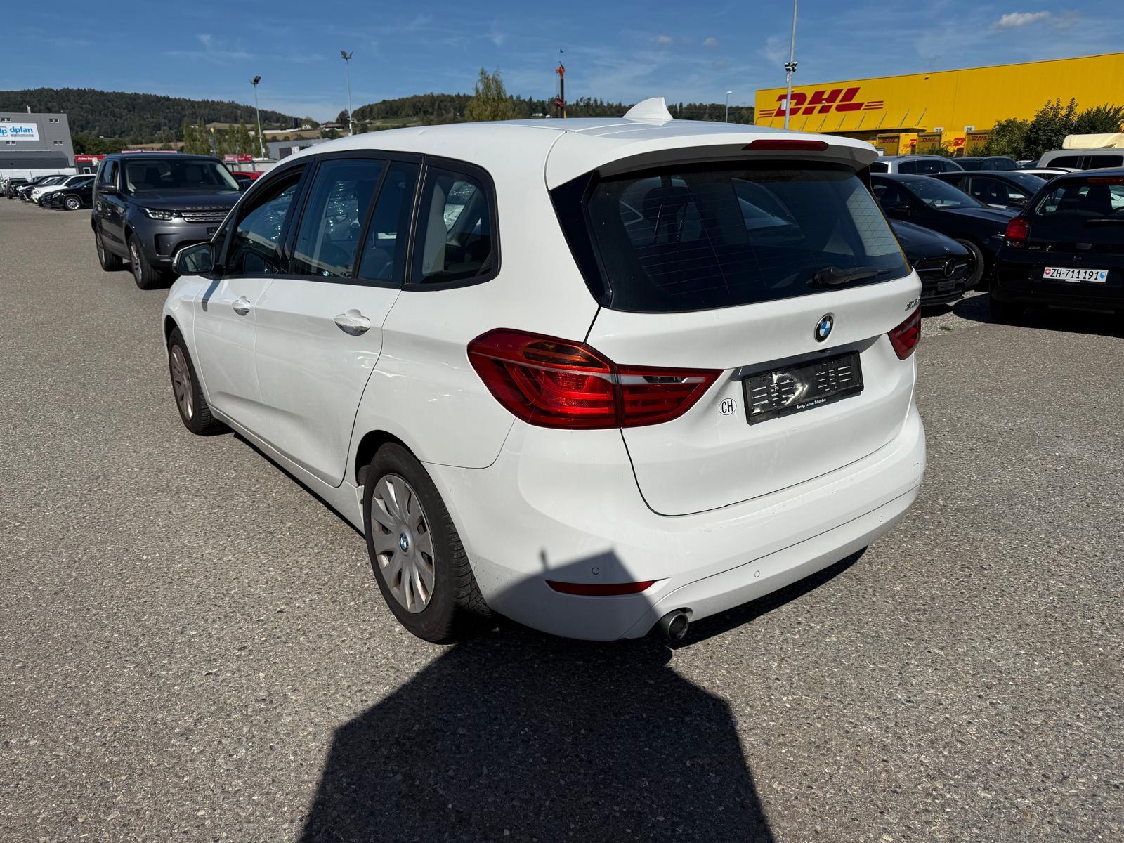 BMW 2er Reihe F46 Gran Tourer 216d-image-7