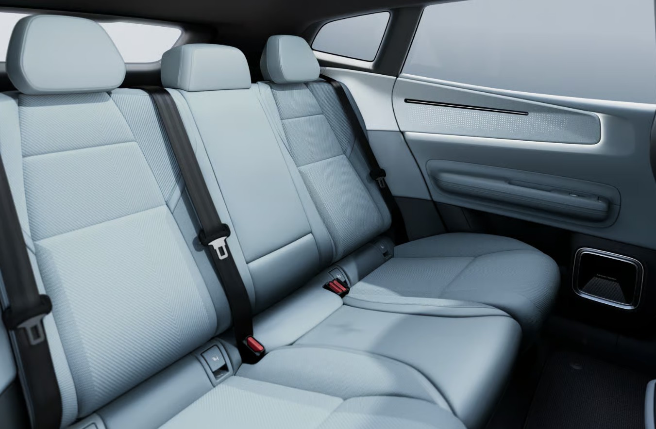 POLESTAR 4 SUV Long Range Single Motor Prime-image-9